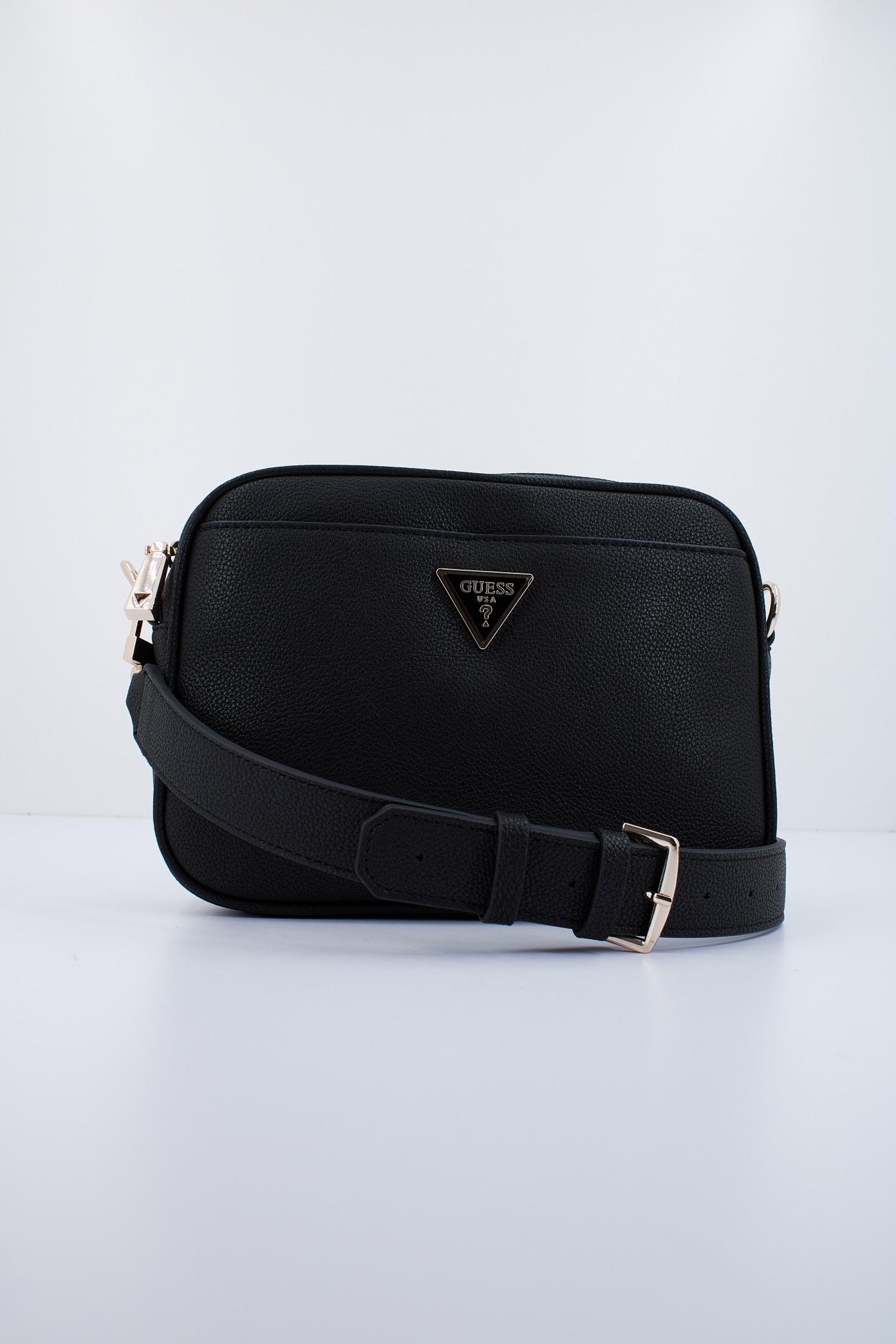 GUESS MERIDIAN CAMERA BAG en color NEGRO (1)
