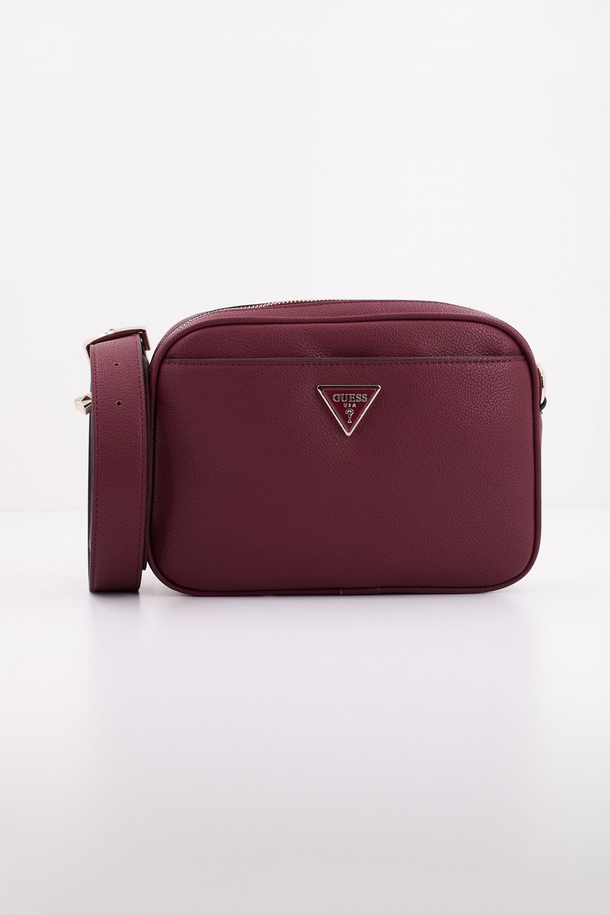 GUESS MERIDIAN CAMERA BAG en color BURDEOS (1)