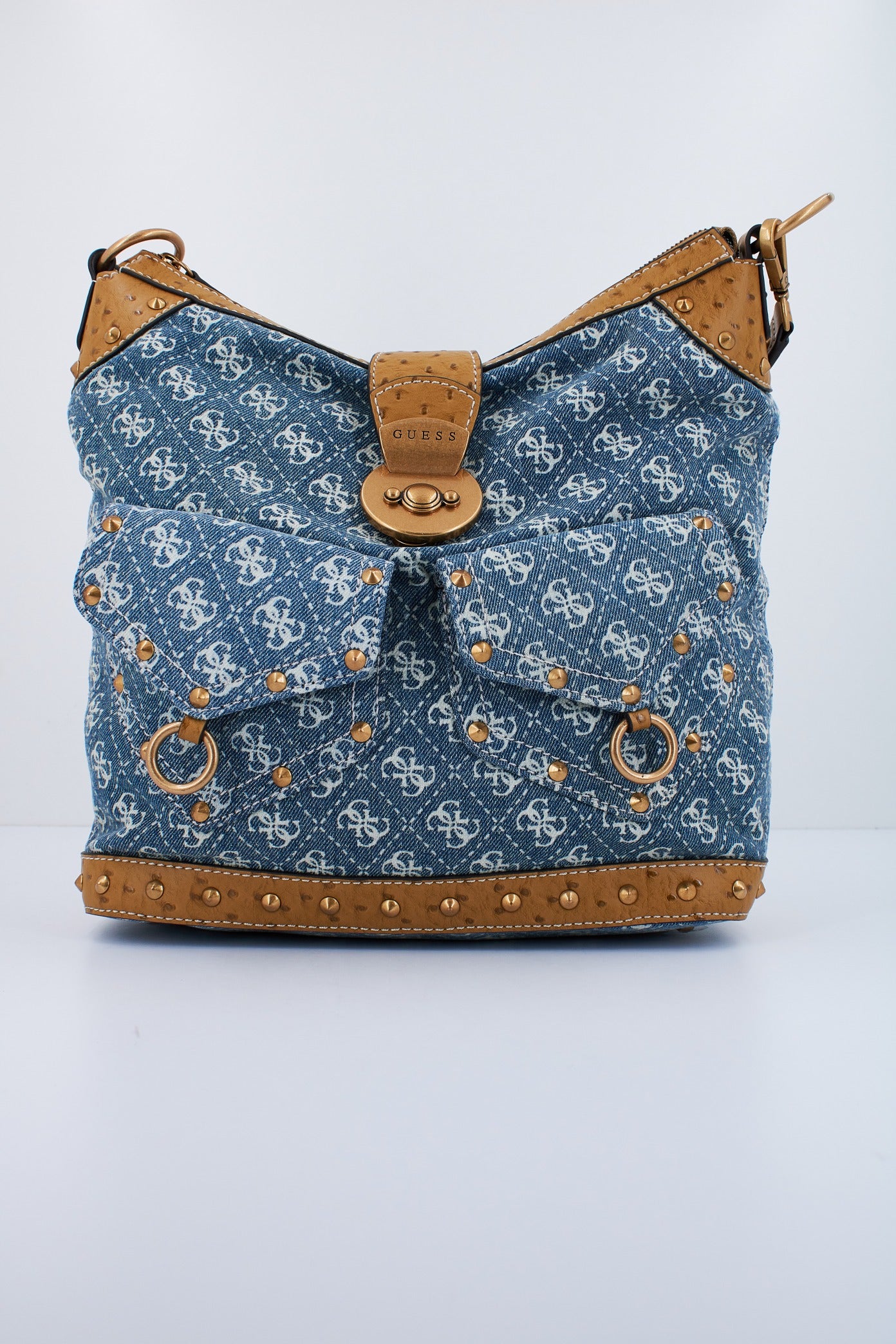 GUESS SARDINIA VINTAGE HOBO en color AZUL (1)