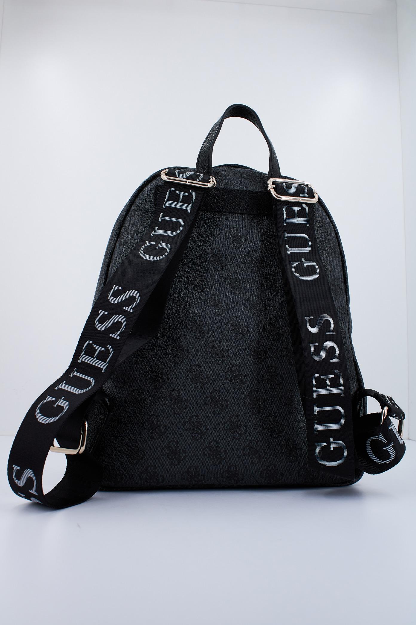 GUESS VIKKY BACKPACK en color GRIS (2)