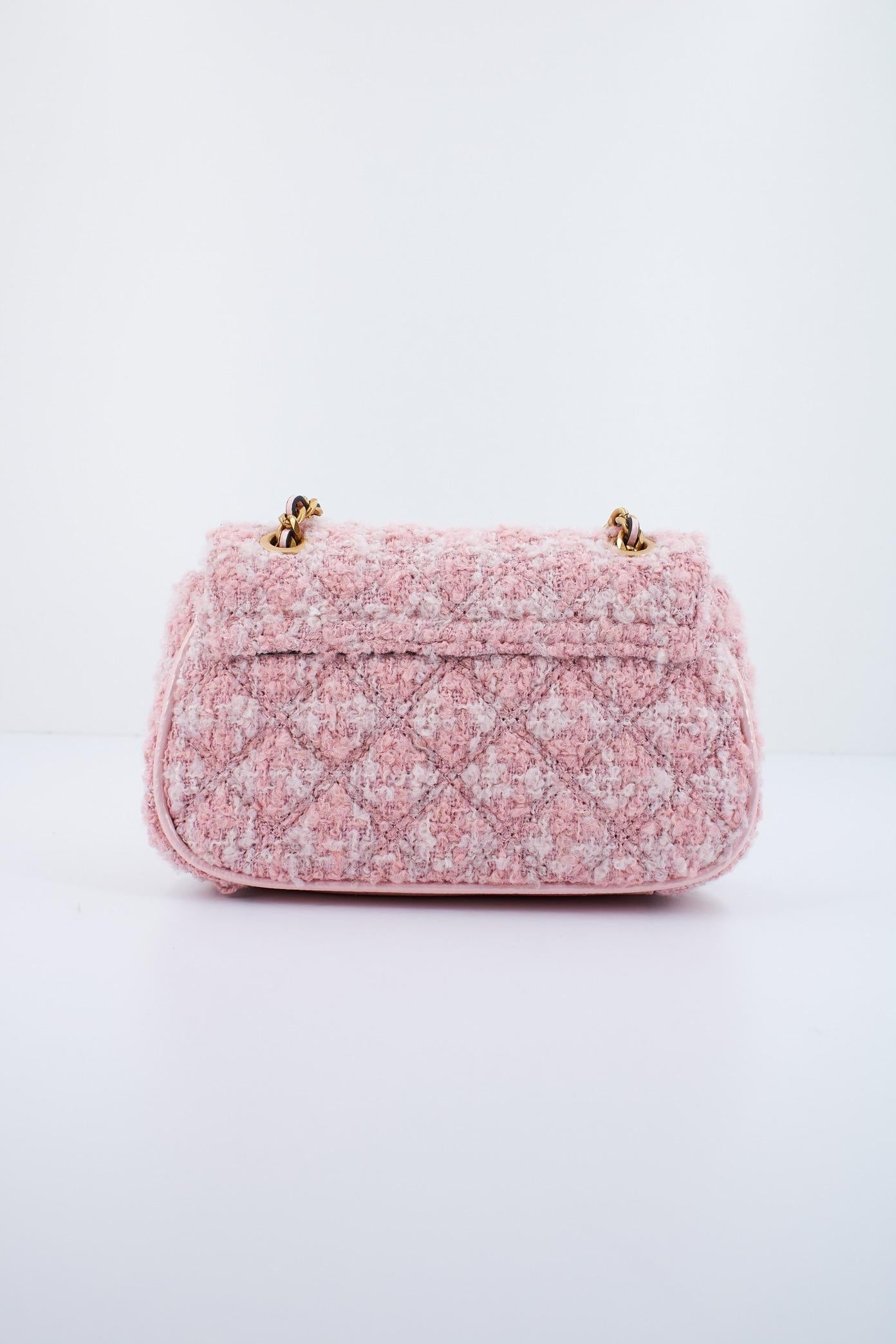GUESS GIULLY MINI CNVRTBLE X en color ROSA (2)