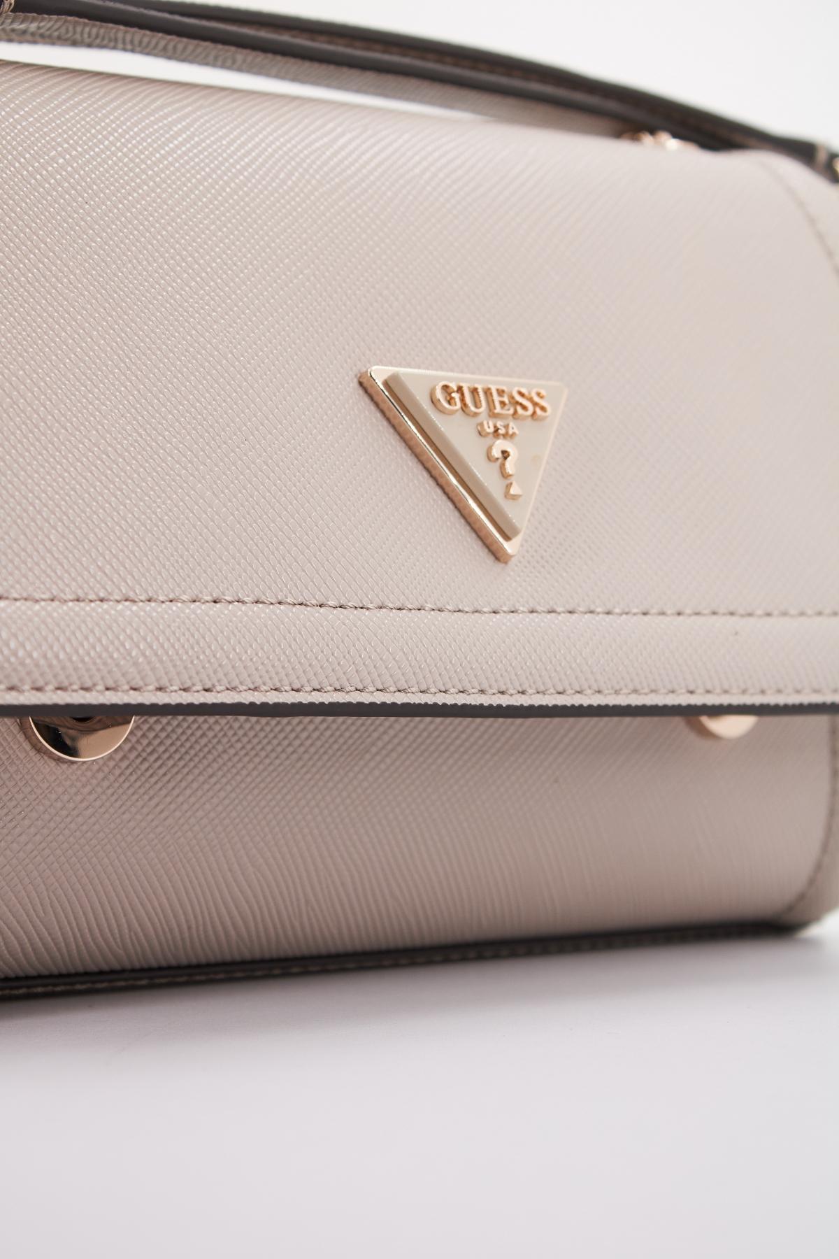 GUESS NOELLE CONVERTIBLE XBO en color MARRON (4)