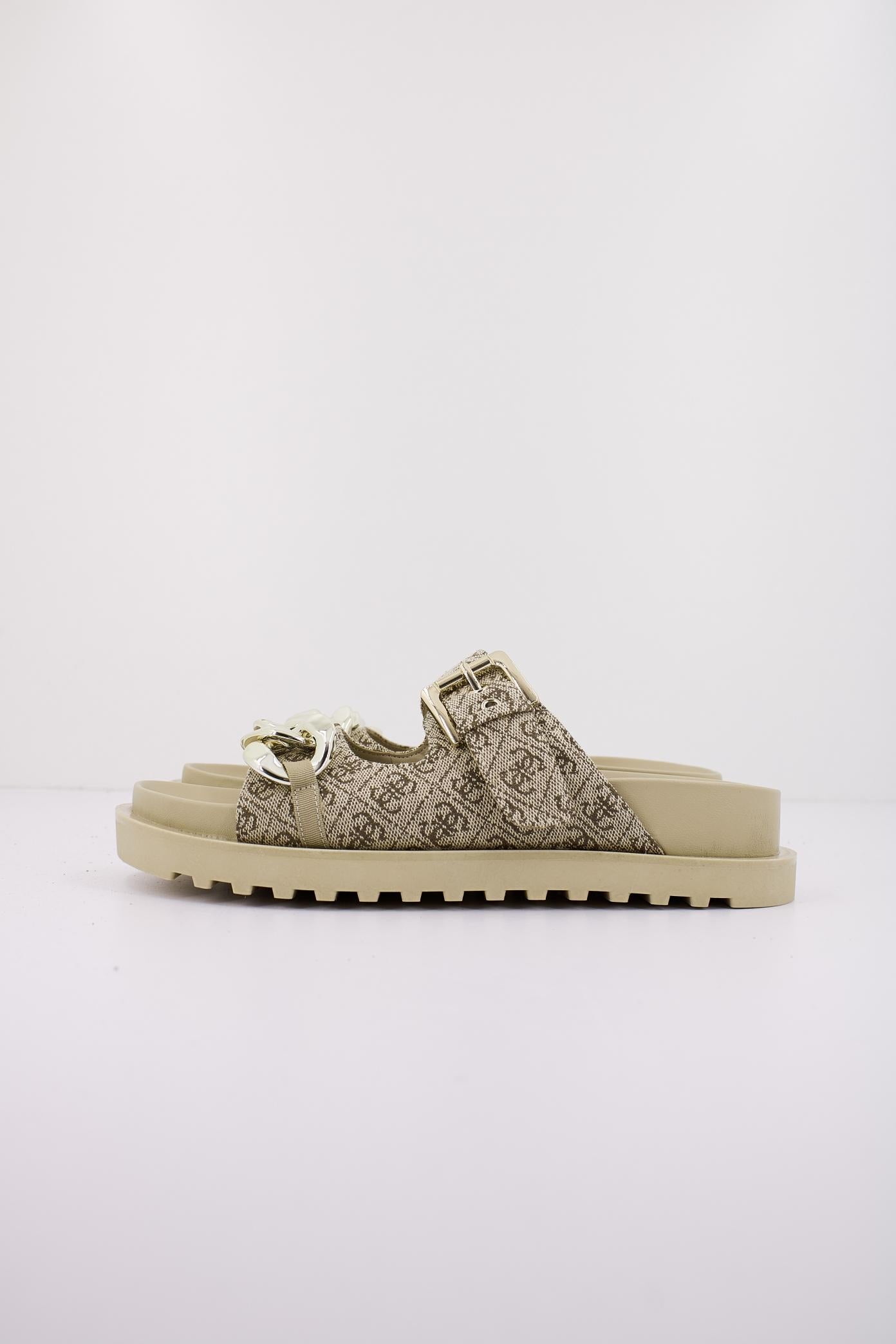 GUESS FLFT en color BEIS (1)