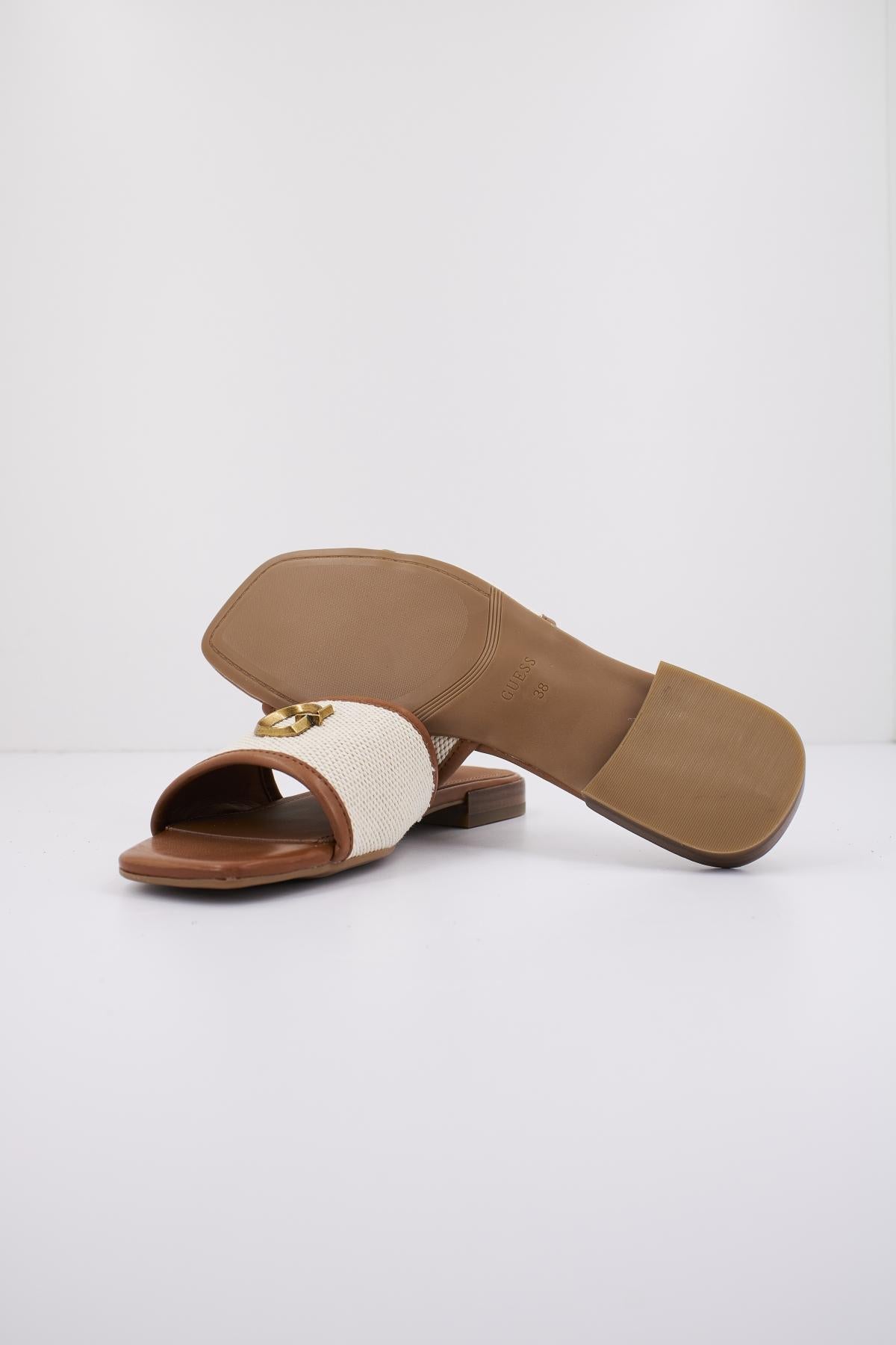 GUESS FLJTAS en color BLANCO (4)