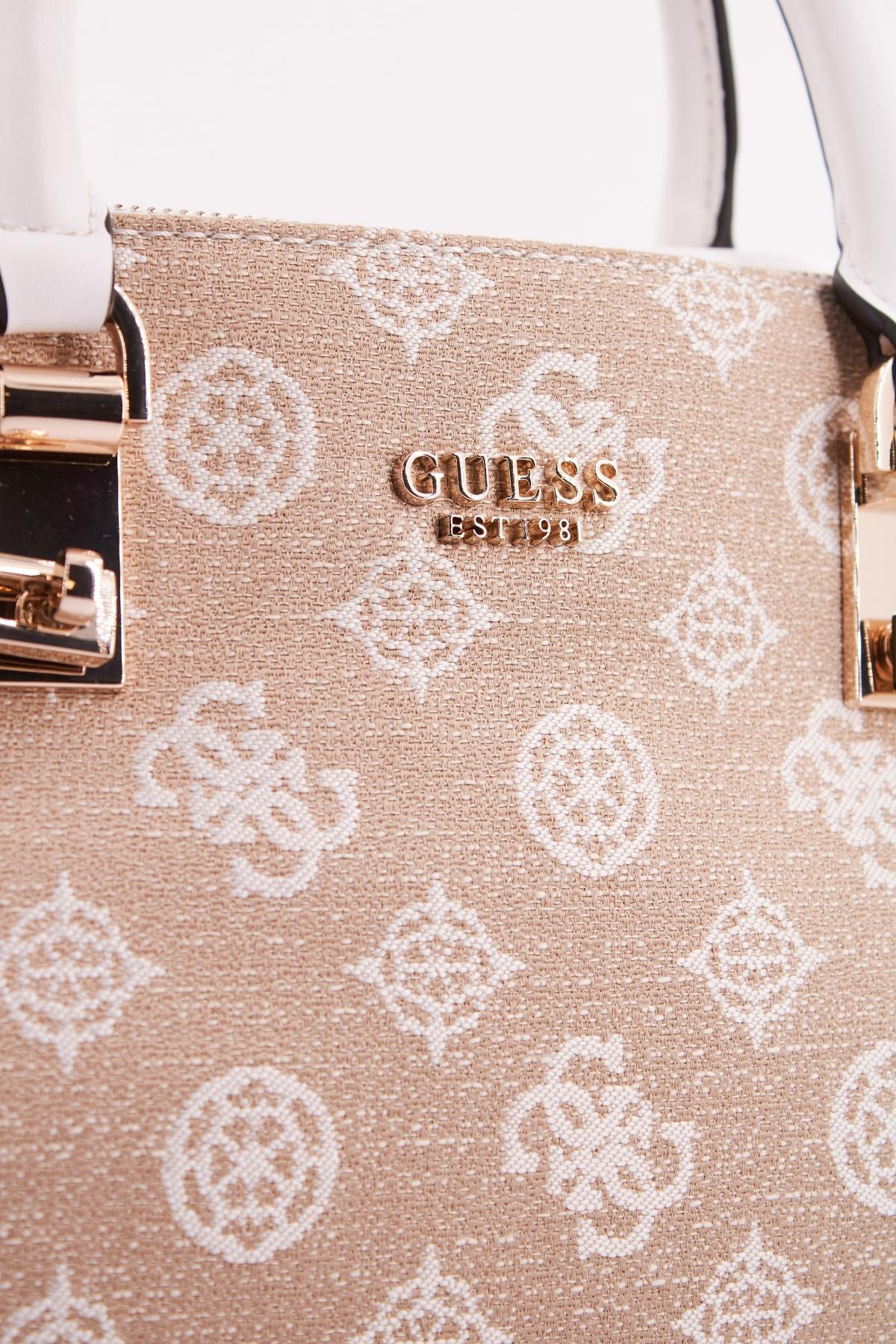 GUESS LORALEE STATUS SATCHEL en color MARRON CLARO (4)
