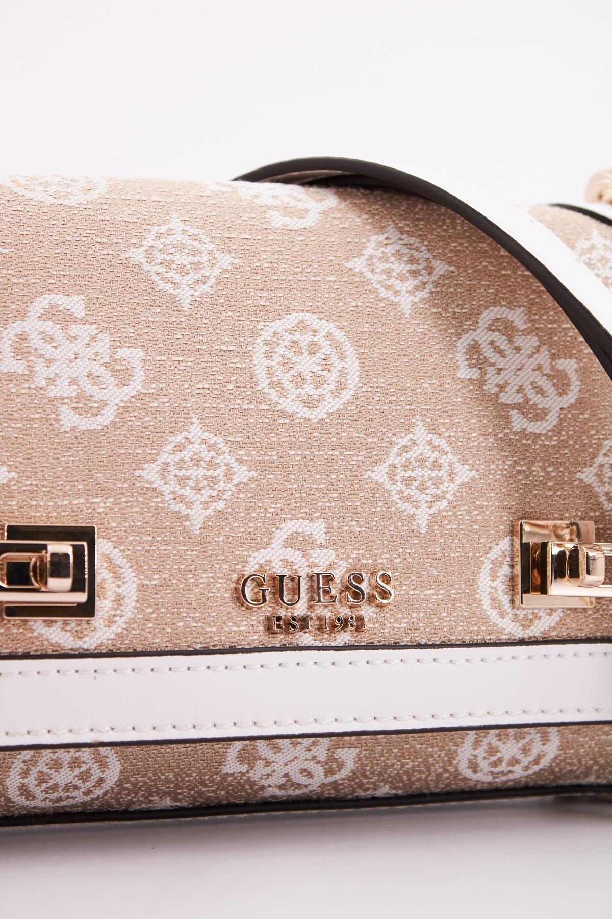GUESS LORALEE CONVERTIBLE XB en color MARRON CLARO (4)