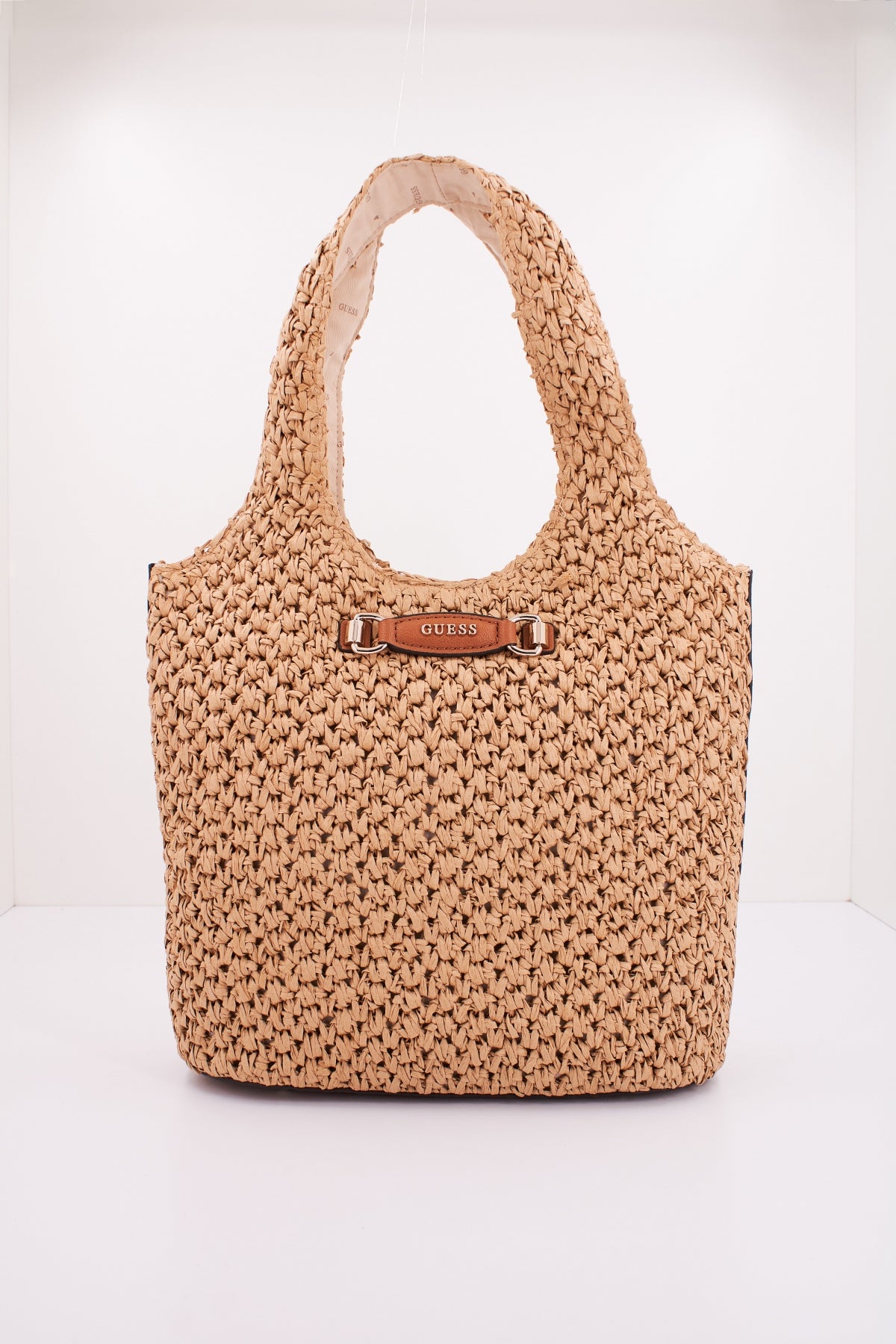 GUESS SIRIA SMALL TOTE en color MARRON CLARO (1)