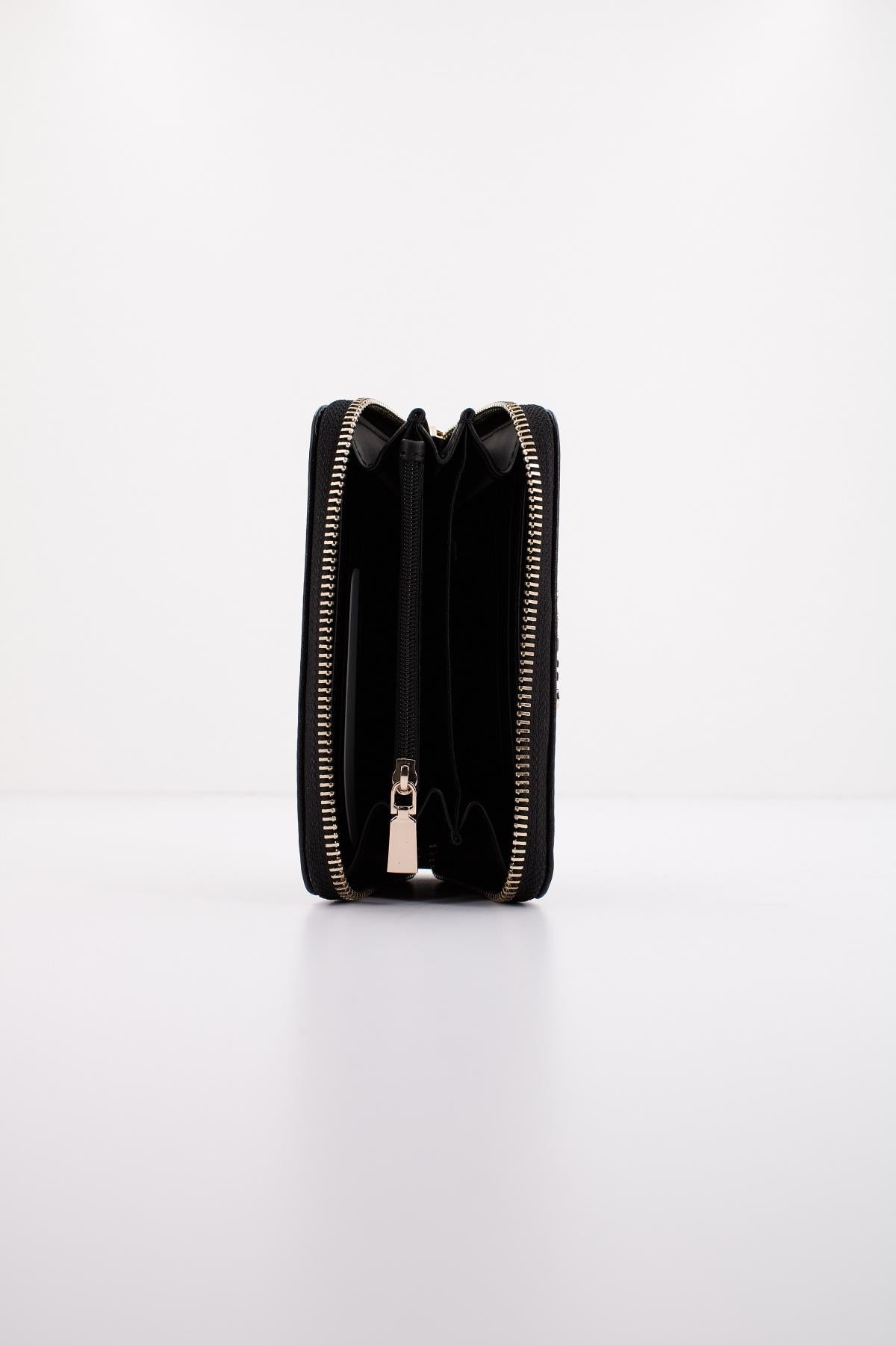 GUESS LAUREL SLG MEDIUM ZIP en color NEGRO (4)