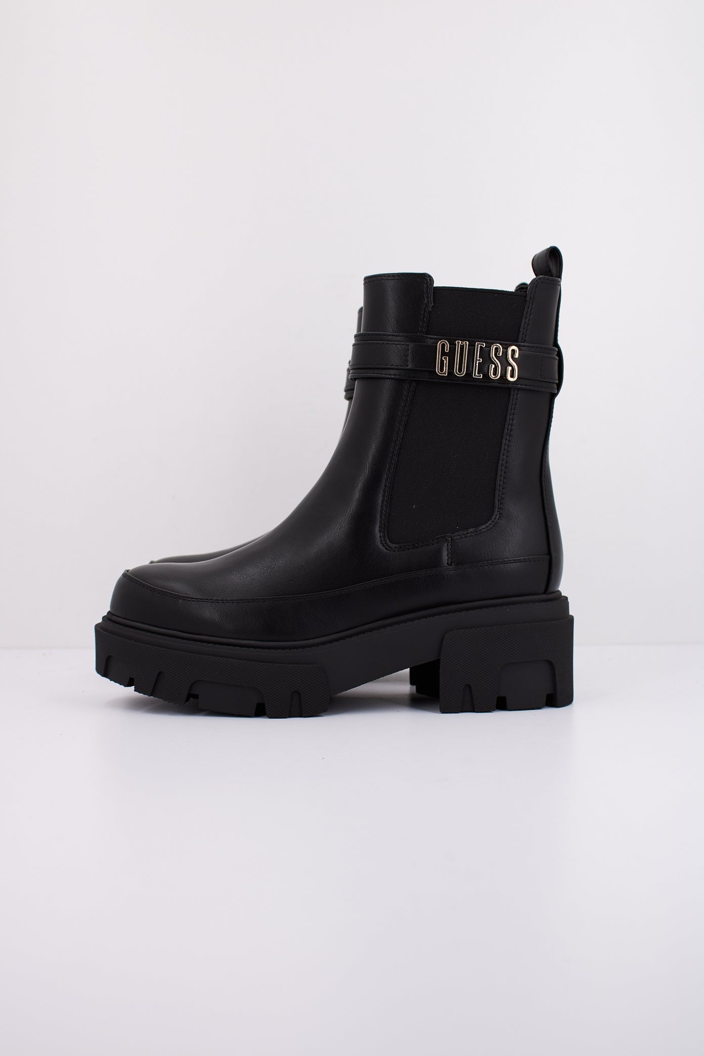 GUESS FLYEA ELE en color NEGRO (1)