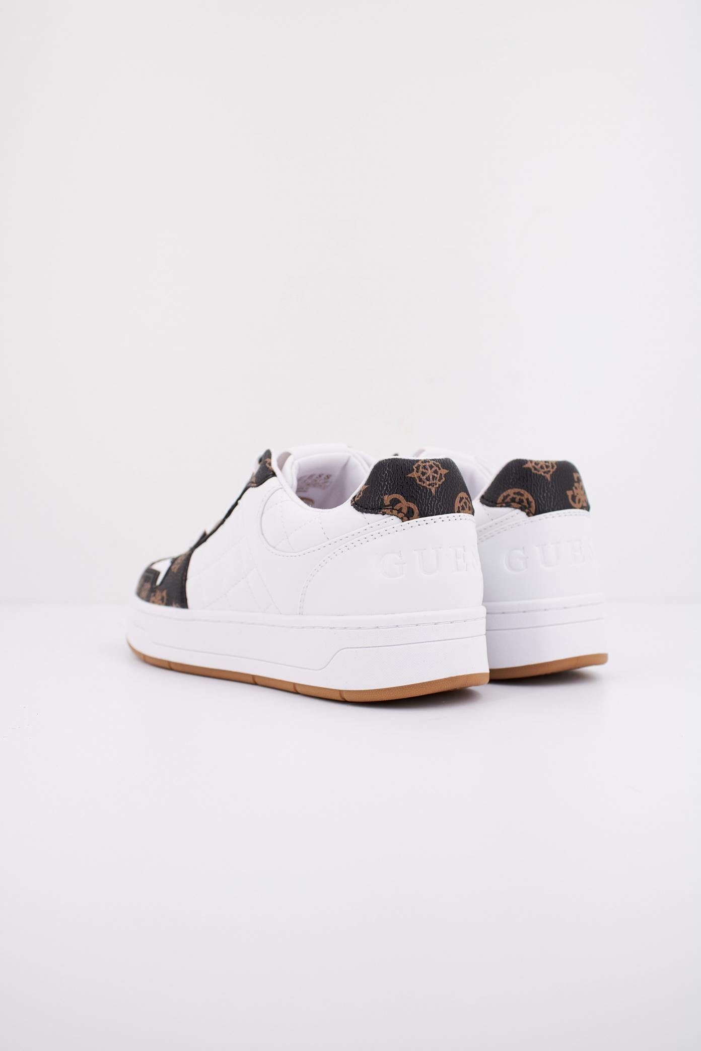 GUESS FLFNAR FAL en color BLANCO (4)