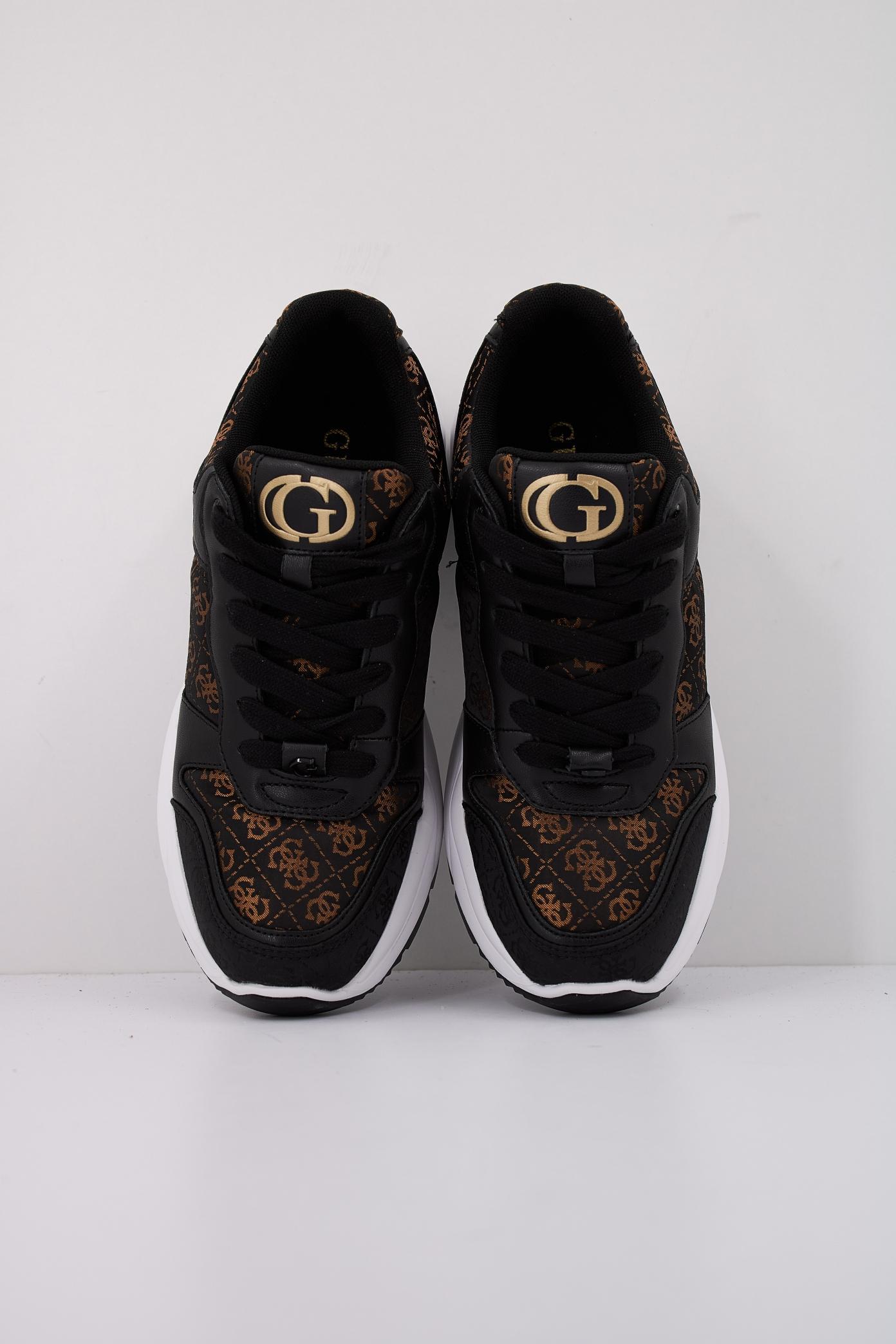 GUESS FLFSAM FAL en color NEGRO (3)