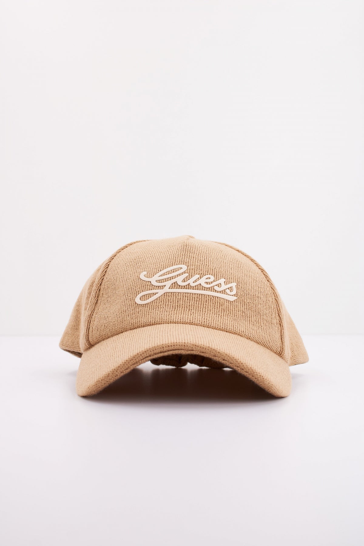GUESS BASEBALL CAP en color BEIS (1)