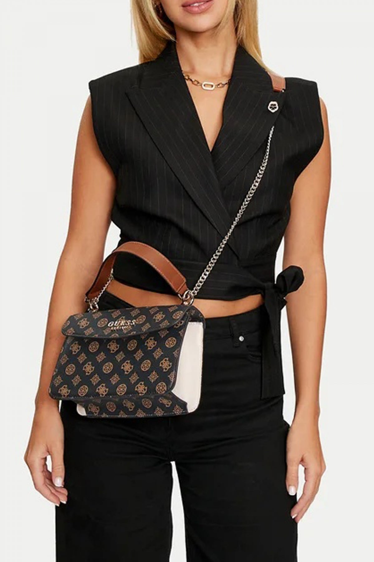 GUESS MOCHA LOGO MULTI en color MARRON (5)