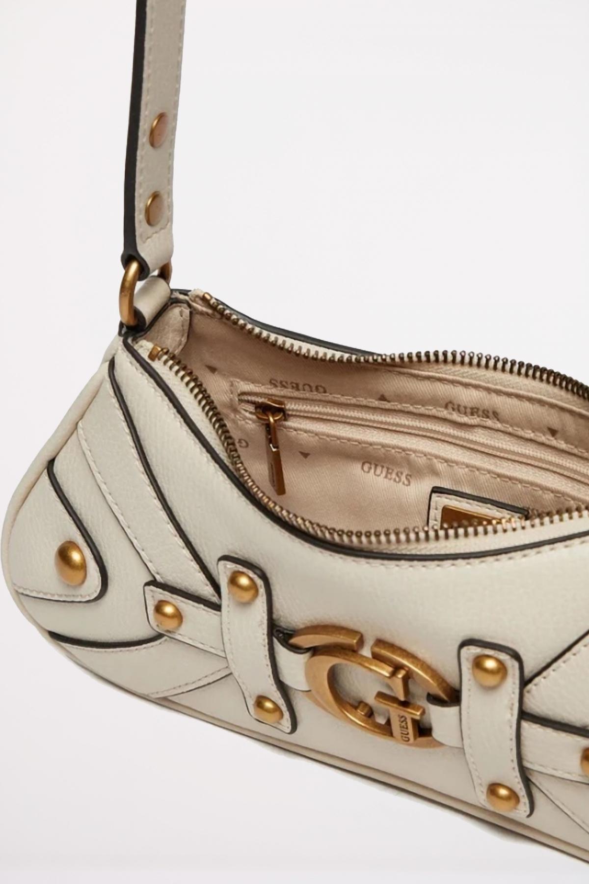 GUESS MINTHA MINI TOPZIP SH en color BEIS (4)