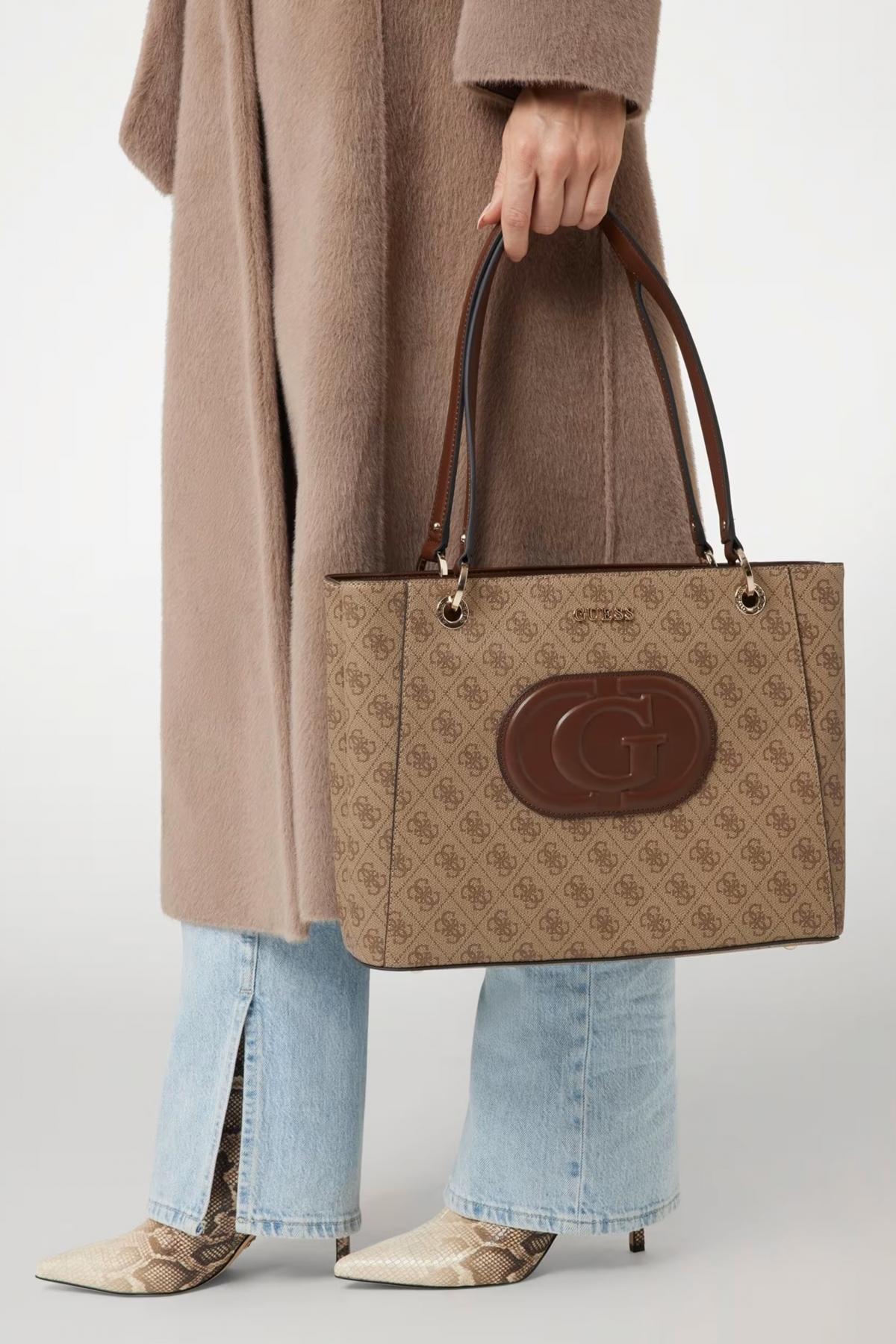 GUESS ECO MIETTA NOELTOTE en color MARRON (4)