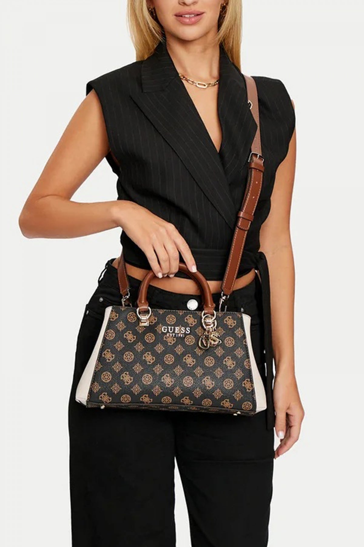GUESS EVELUNE GIRL FRIEND SAT en color MARRON (4)
