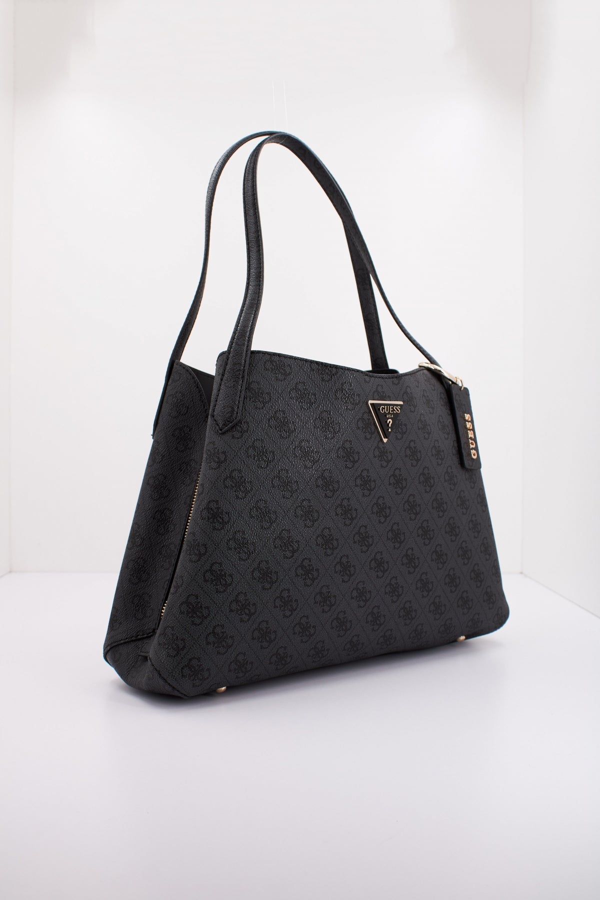 GUESS SORA GIRL FRIEND CARRYA en color GRIS (2)