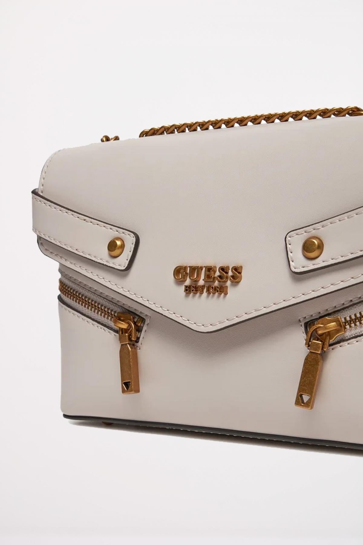 GUESS TRISSA en color NUDE (2)