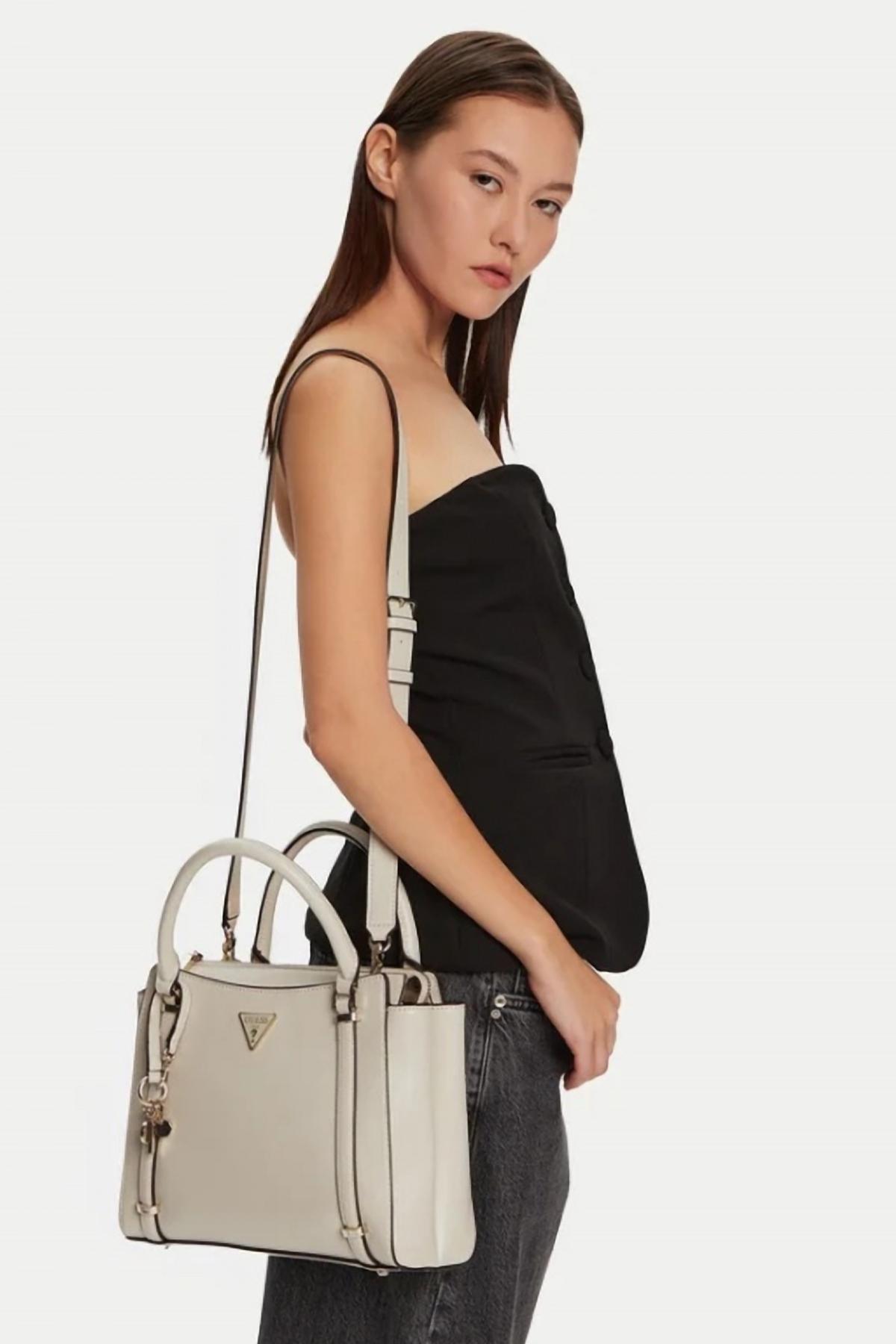 GUESS DARYNA COMPSATCHEL en color BEIS (5)