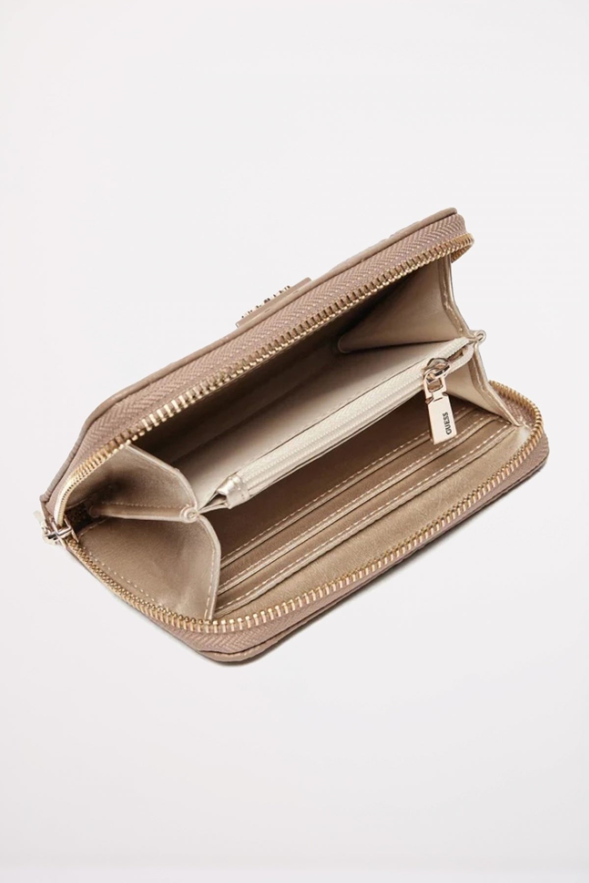 GUESS CRESIDIA SLGMEDIUM ZI en color MARRON (3)