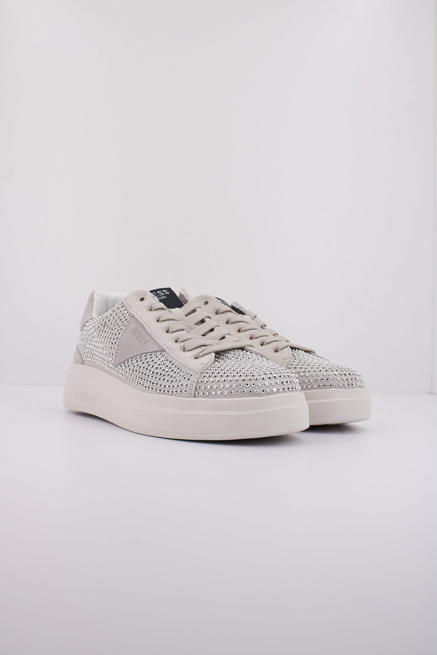 GUESS ELBINA en color BLANCO (2)