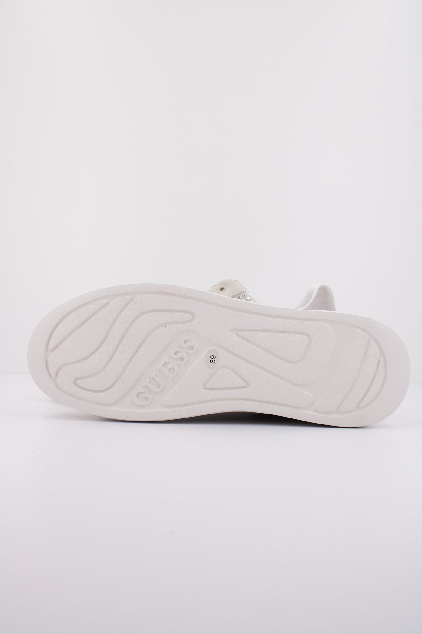 GUESS ELBINA en color BLANCO (5)