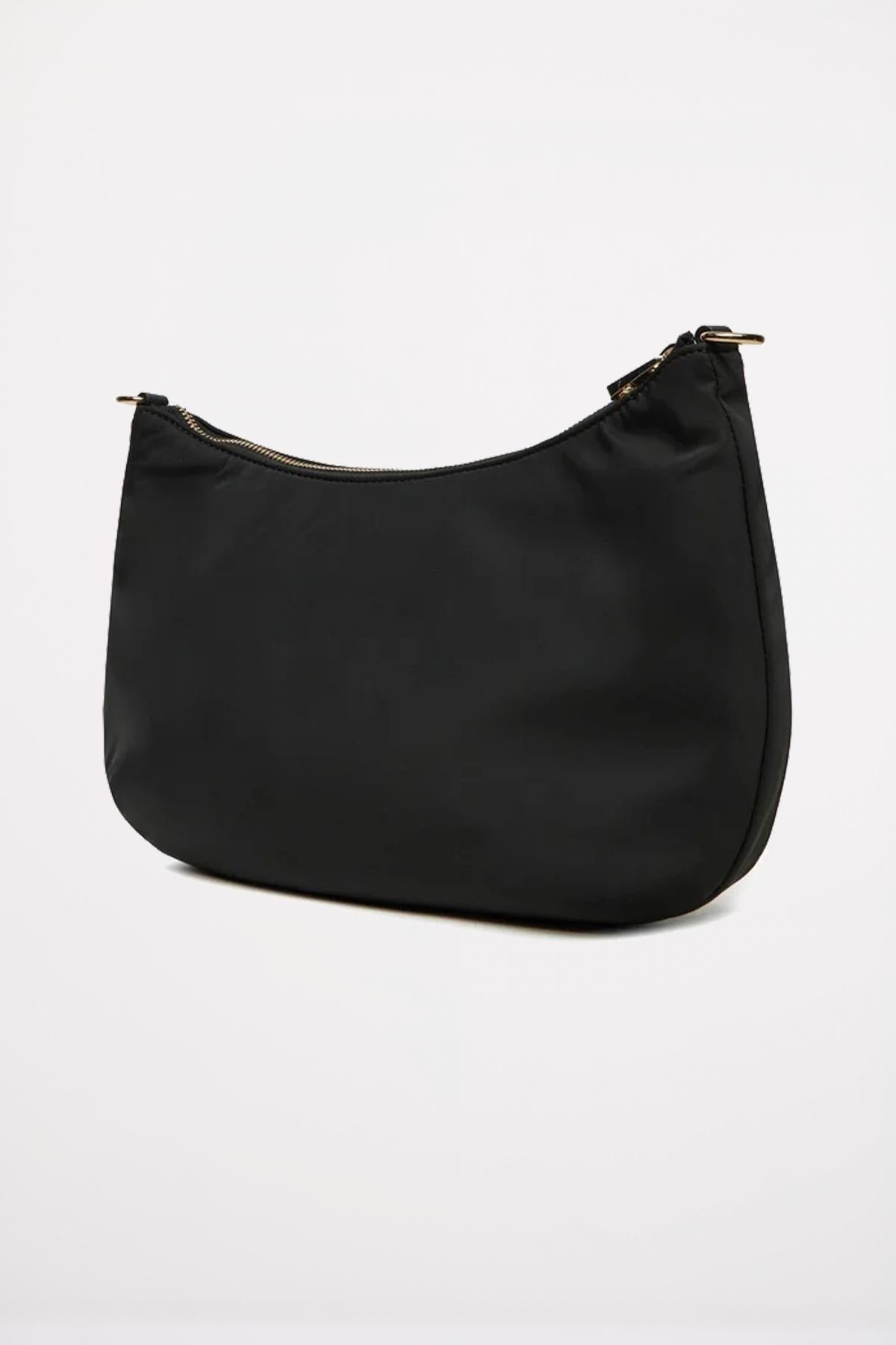 GUESS ECO GEMMA HOBO S en color NEGRO (2)