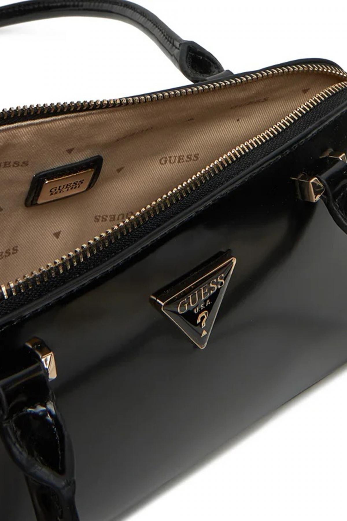 GUESS ARNELA SHOULDER en color NEGRO (4)