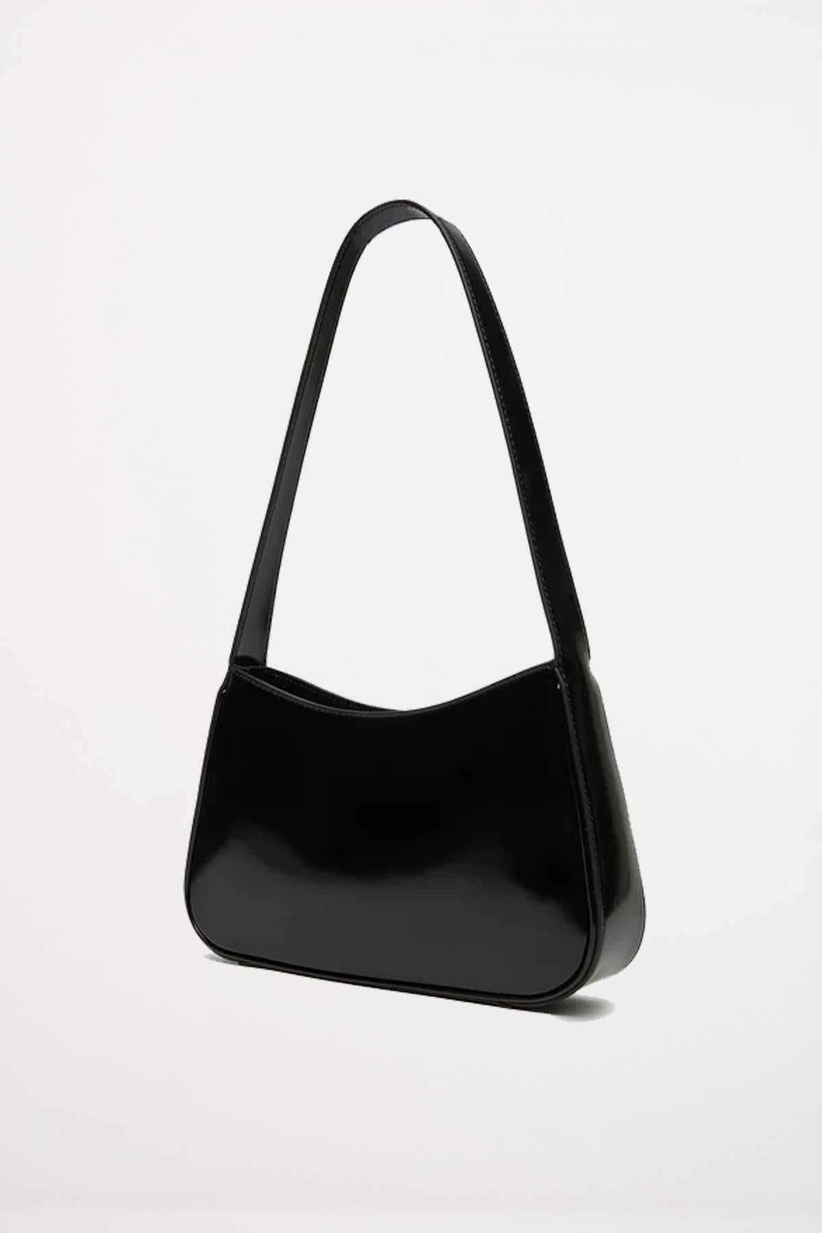 GUESS ARNELA TOP ZIP S en color NEGRO (2)