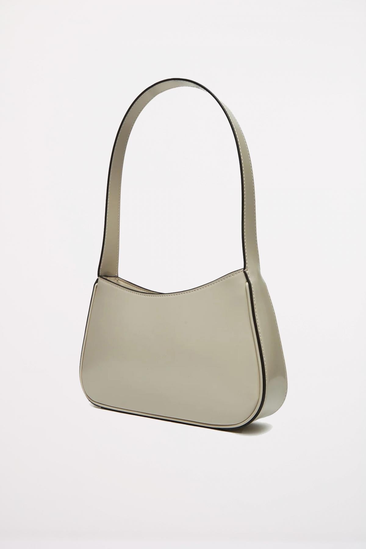 GUESS ARNELA TOP ZIP S en color BLANCO (2)