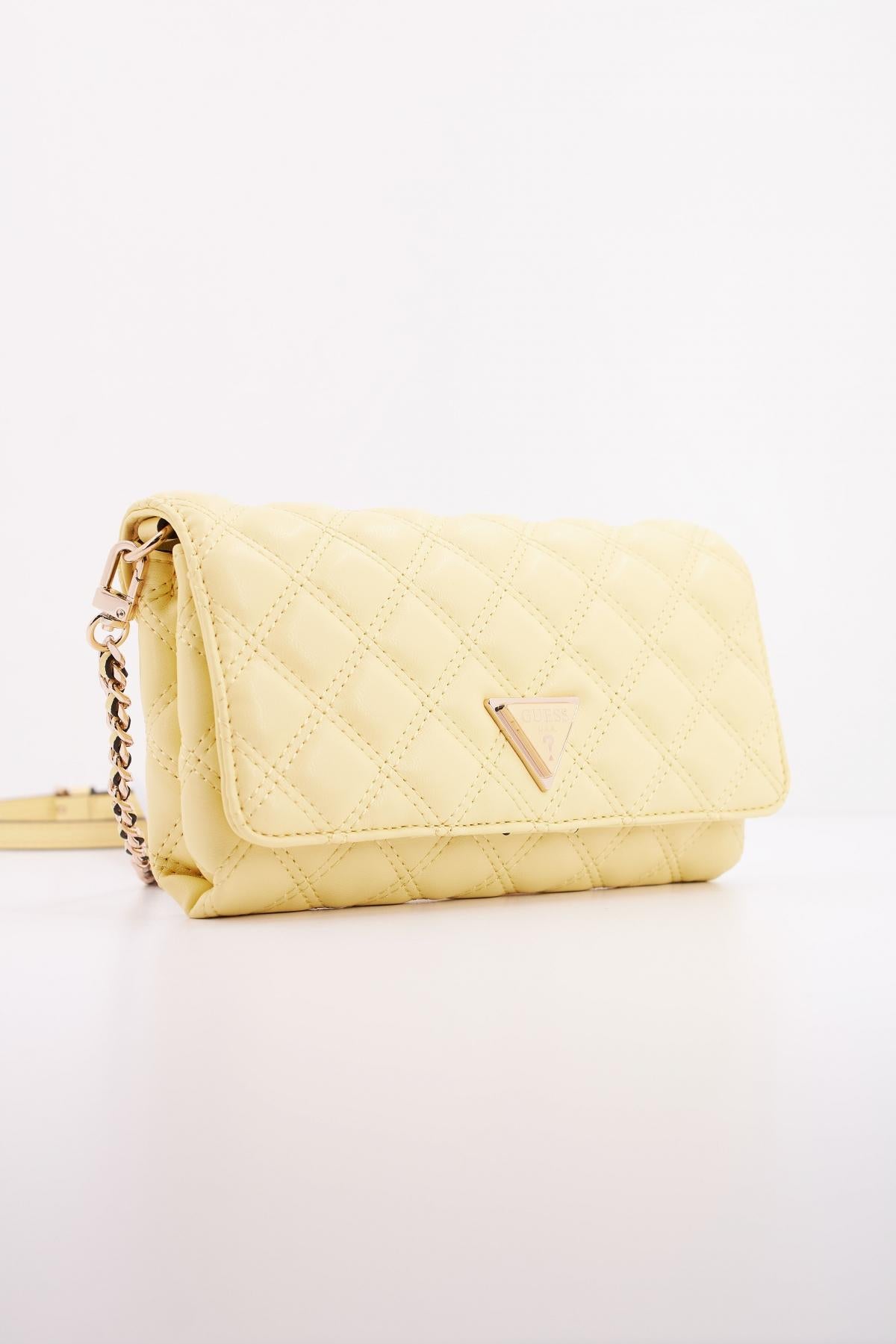 GUESS GIULLY XBODY FLA en color AMARILLO (2)