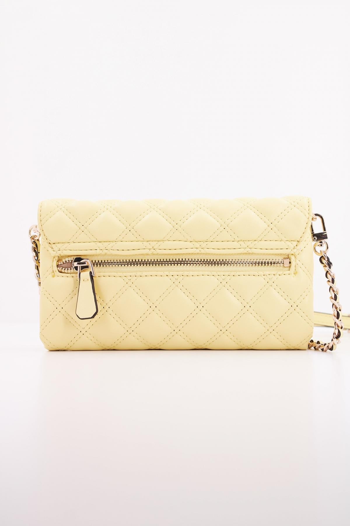 GUESS GIULLY XBODY FLA en color AMARILLO (3)