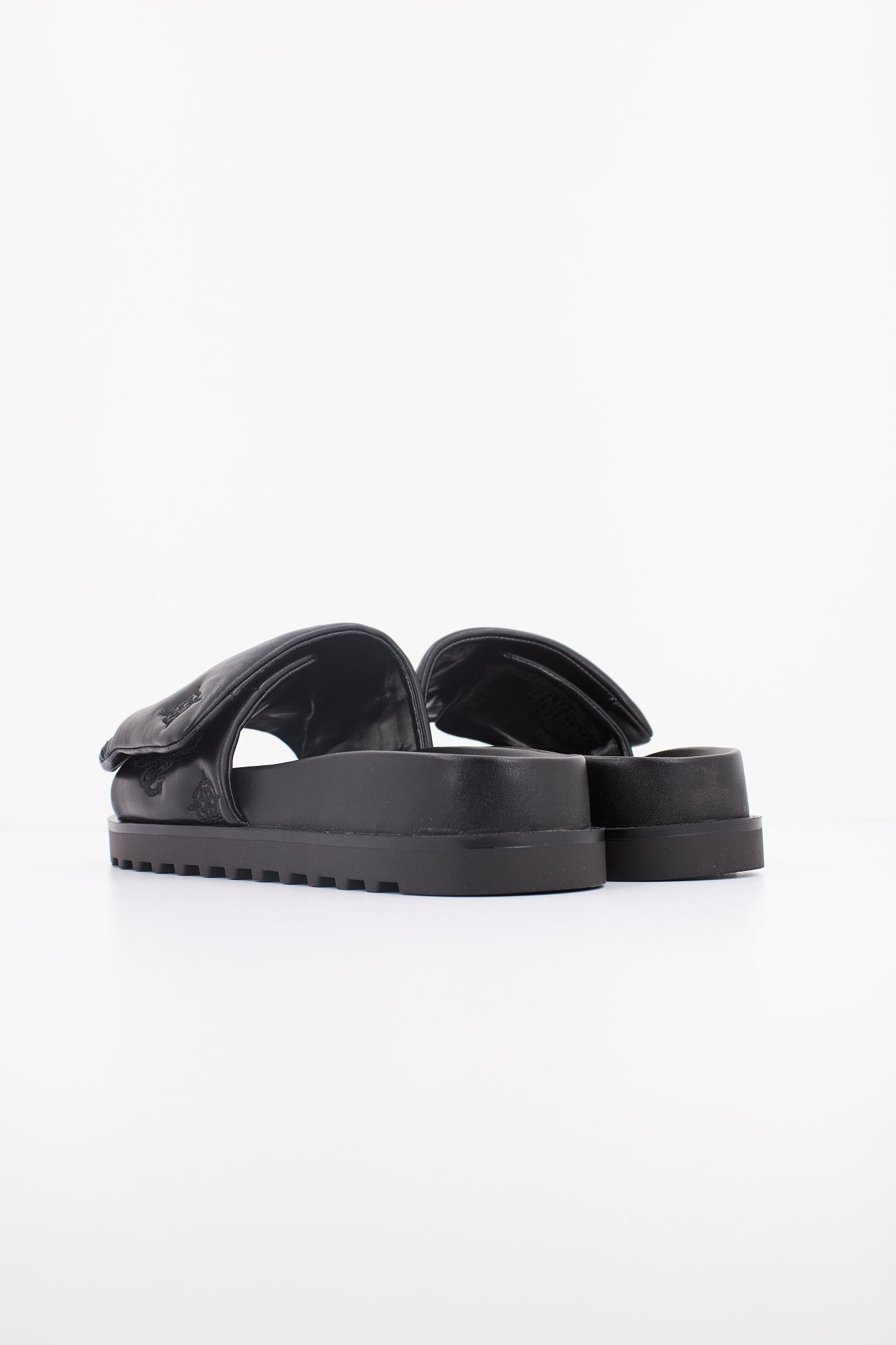 GUESS FLJFA ELE en color NEGRO (4)