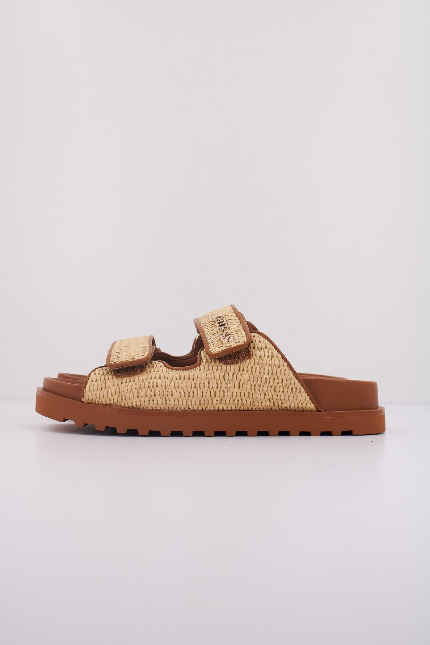 GUESS FLJFDE FAP en color MARRON (1)