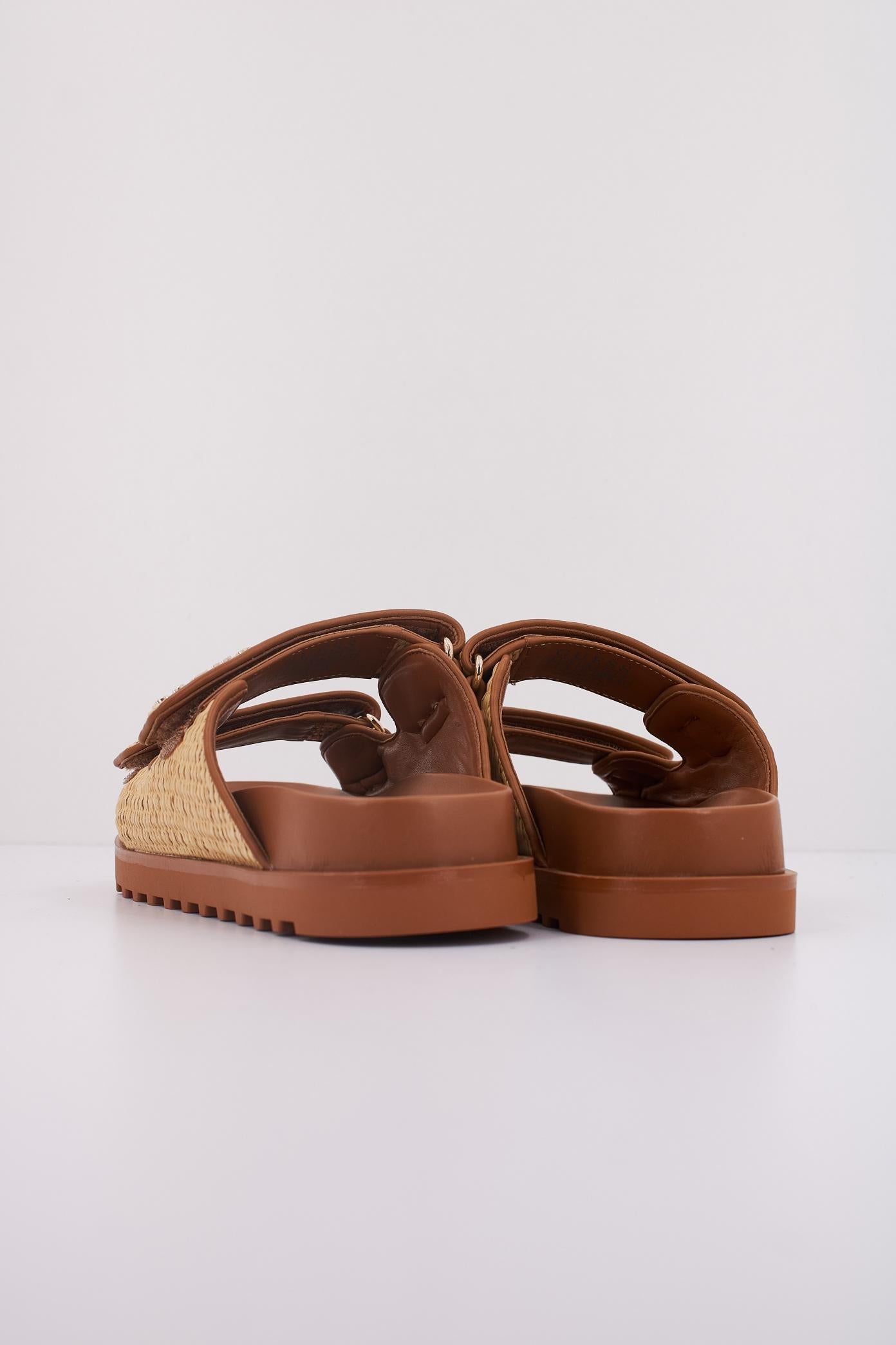 GUESS FLJFDE FAP en color MARRON (4)