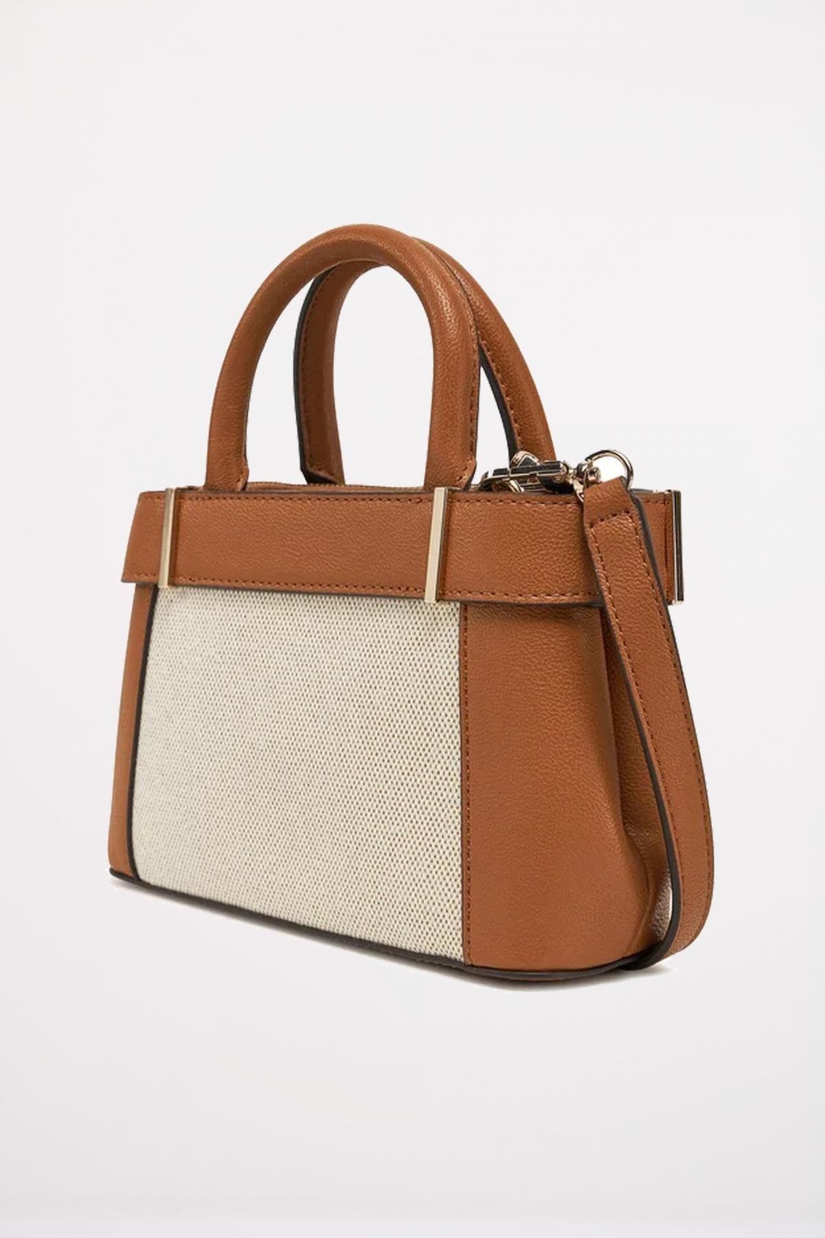 GUESS ANADELA COMP en color MARRON (3)