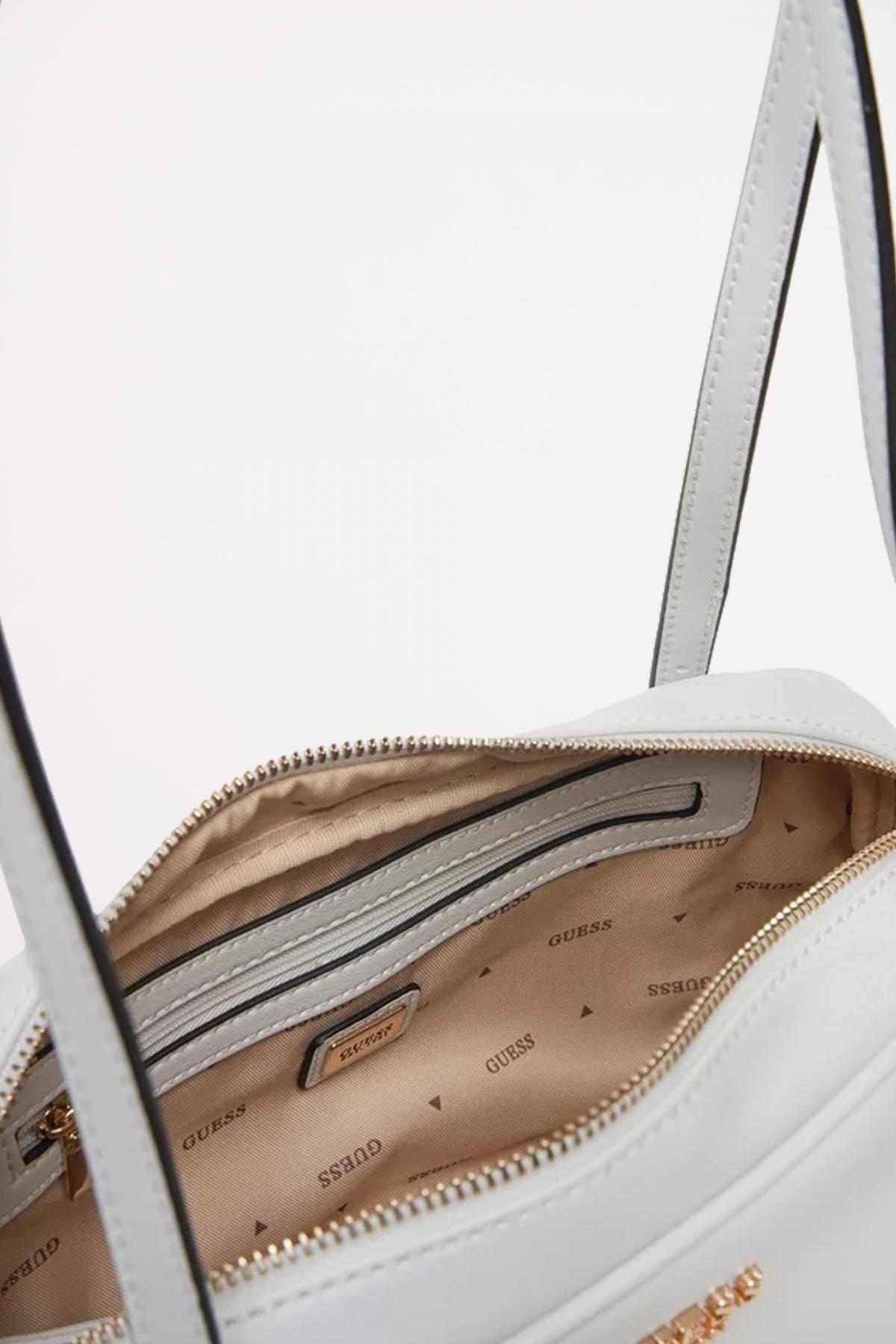 GUESS CERELIA SHOULDER en color BLANCO (4)