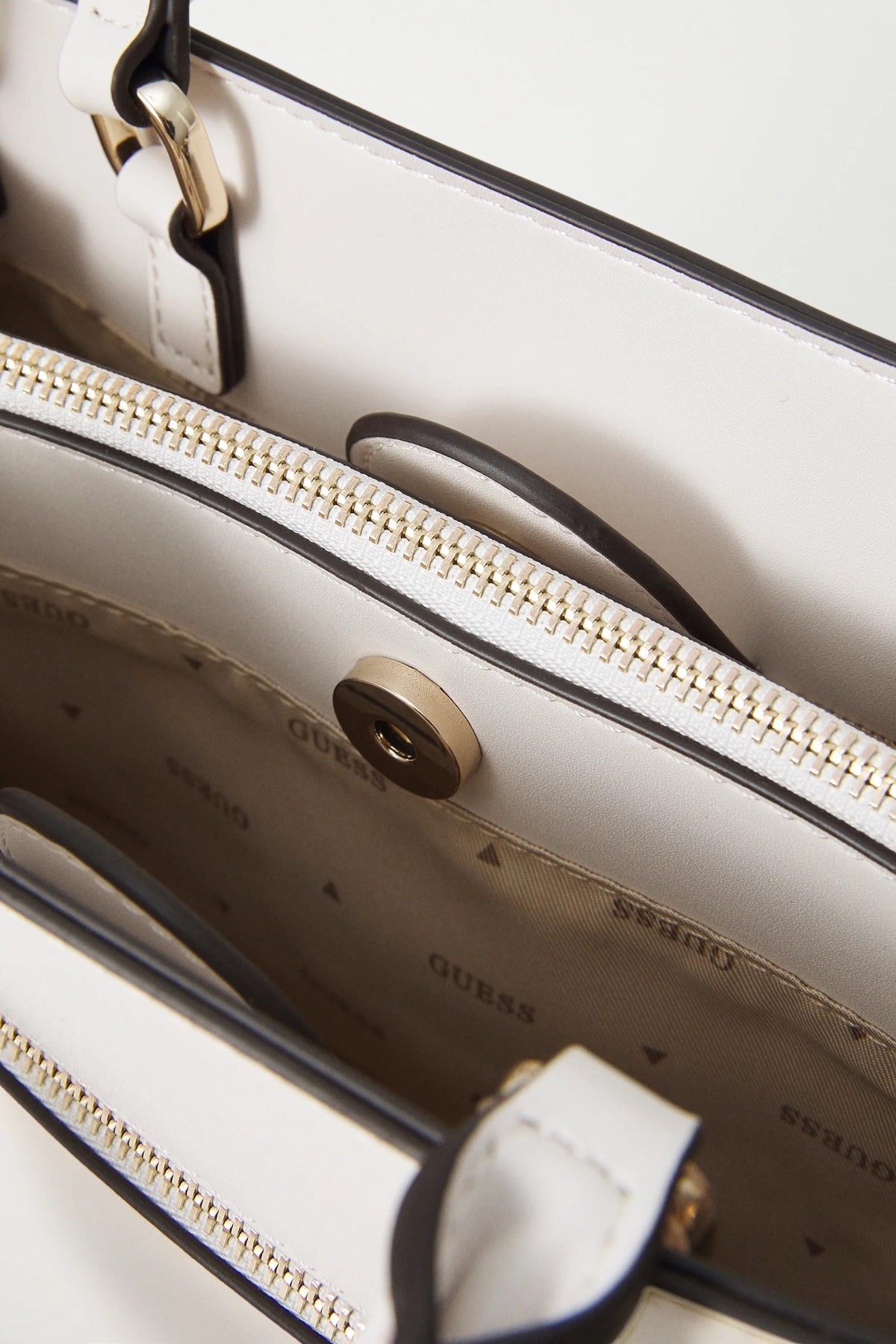 GUESS LORELEI GIRLFRIEND en color BLANCO (4)