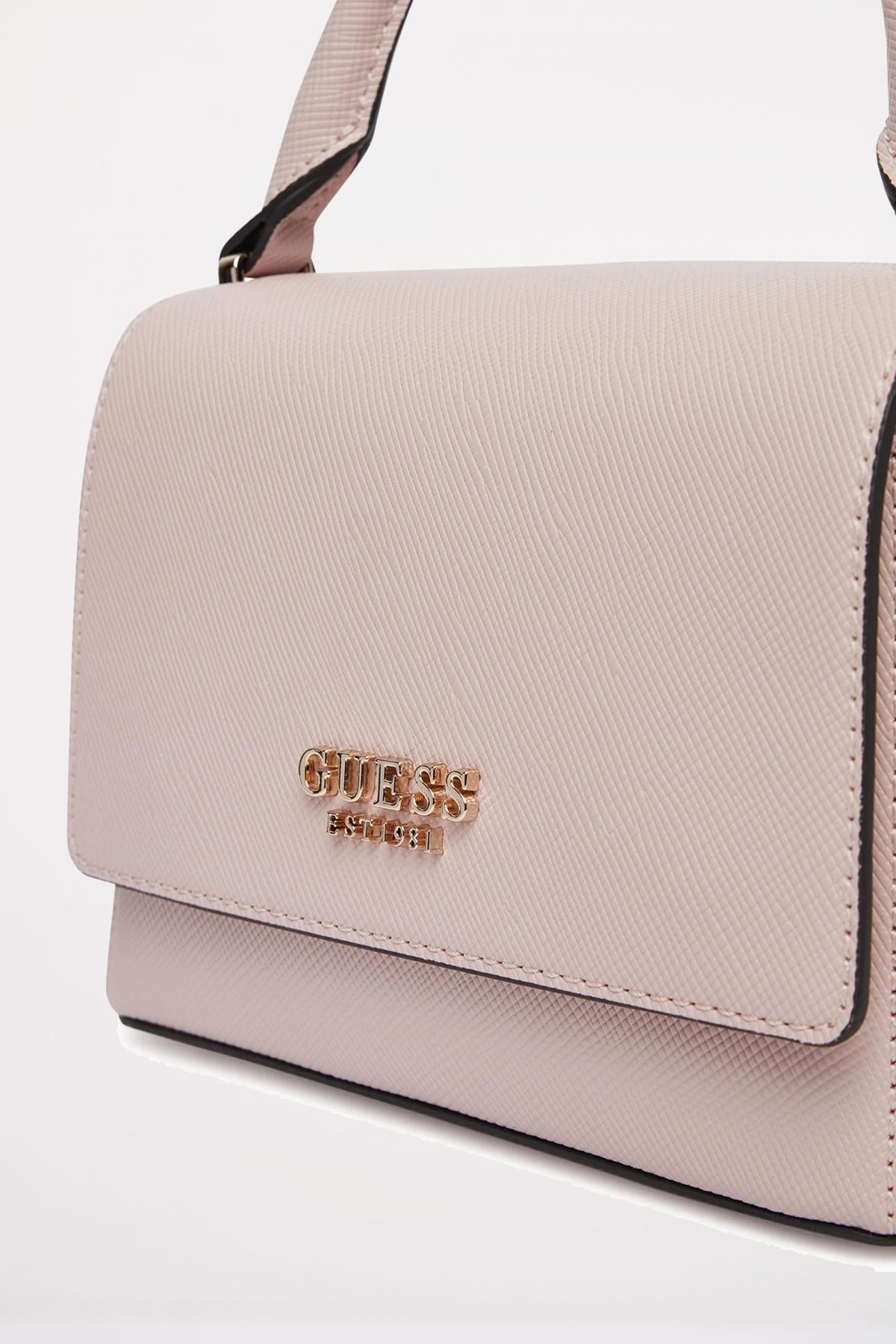 GUESS FEDANA TOP HANDLE en color ROSA (2)