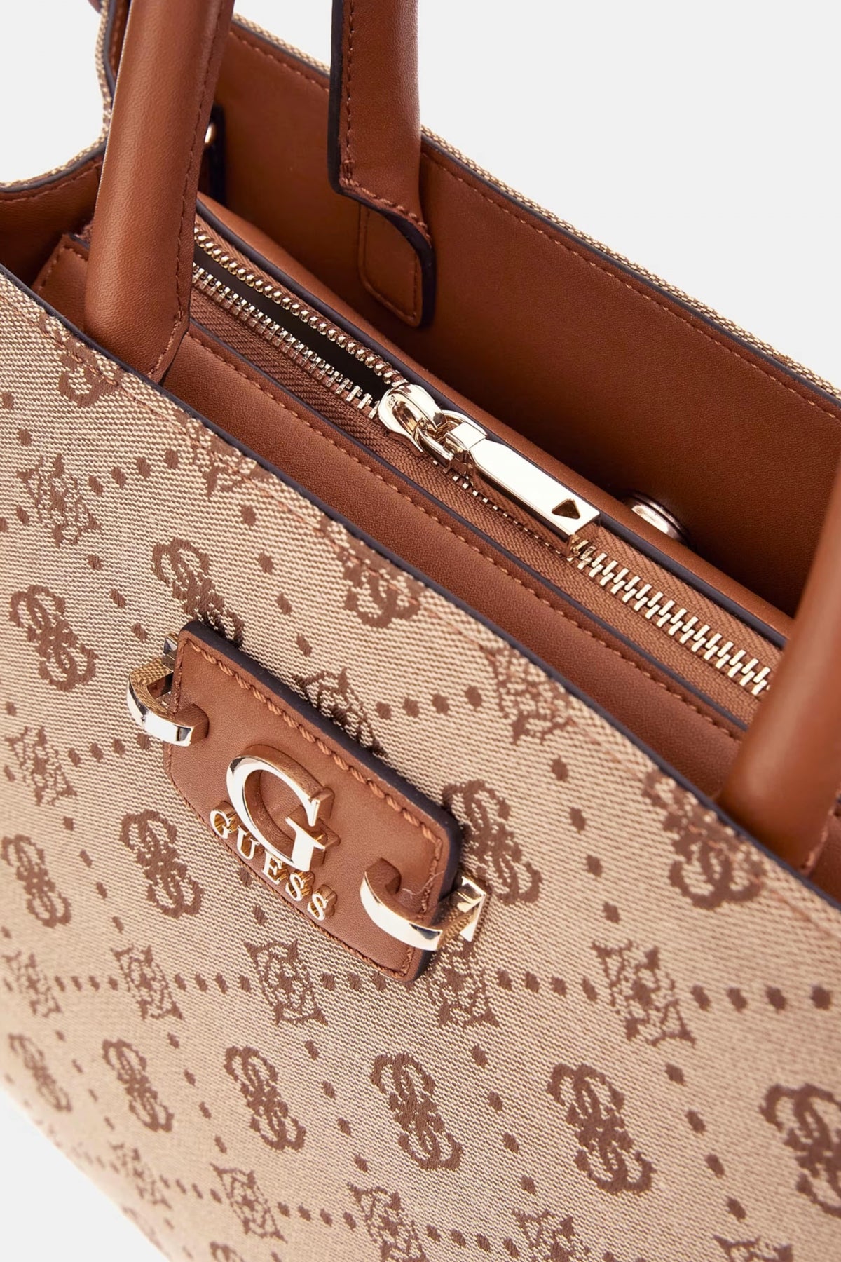 GUESS HWJP TOTE en color MARRON (3)