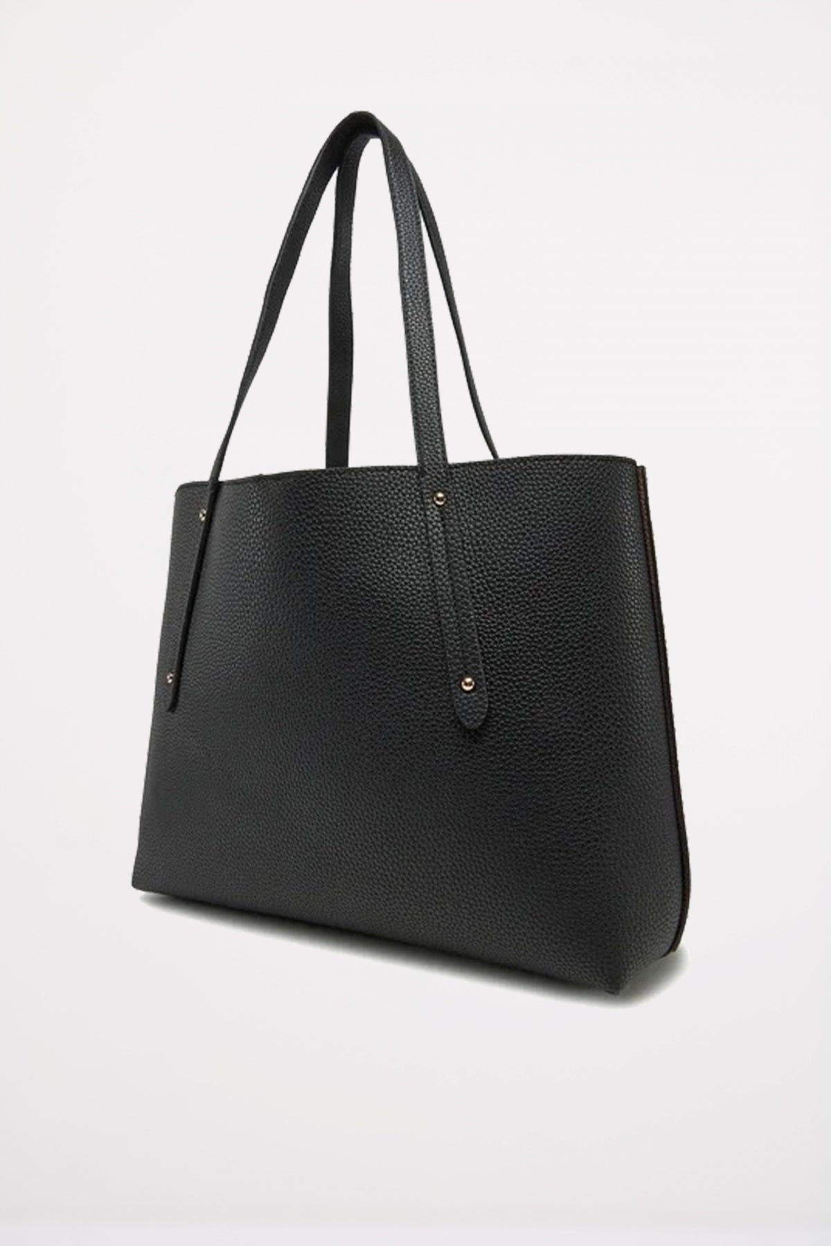 GUESS BRENTON en color NEGRO (2)