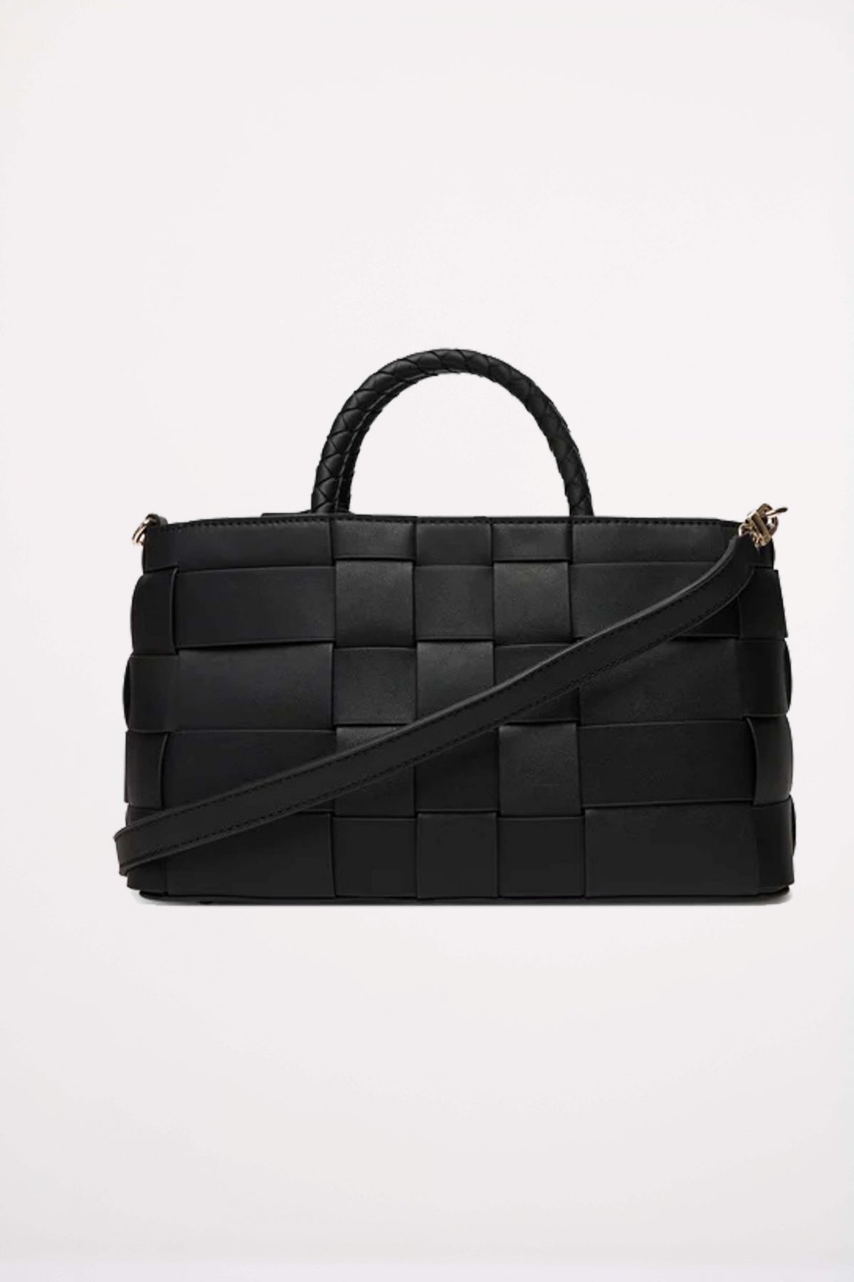 GUESS HWWG SATCHEL en color NEGRO (3)