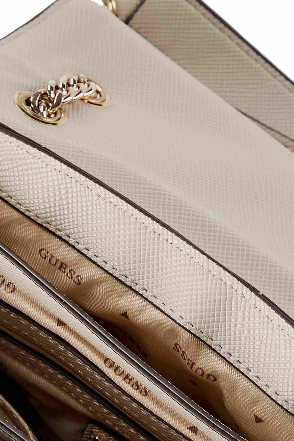 GUESS NOELLE II en color GRIS (3)