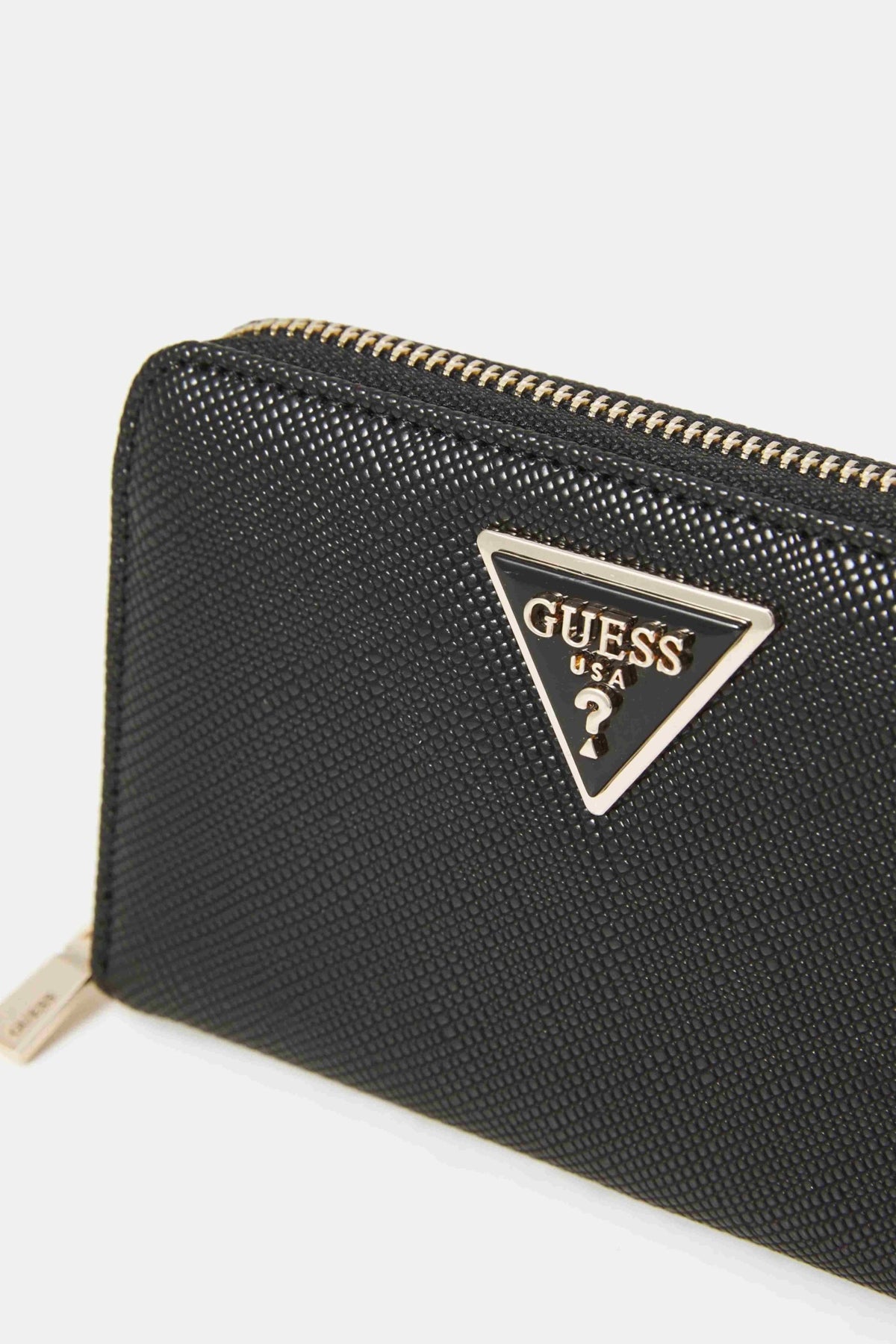 GUESS LAUREL II SLG MED ZIP en color NEGRO (4)