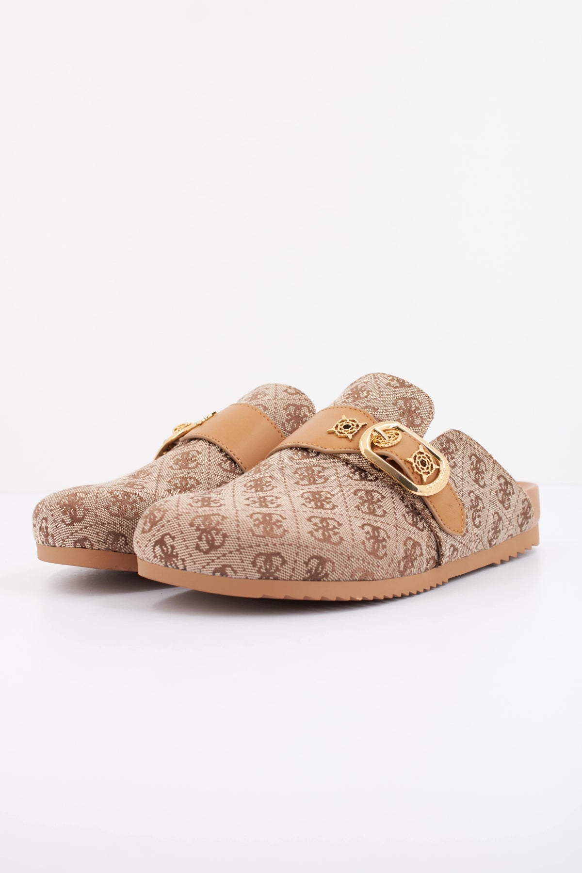 GUESS GALAVANTA en color MARRON (2)