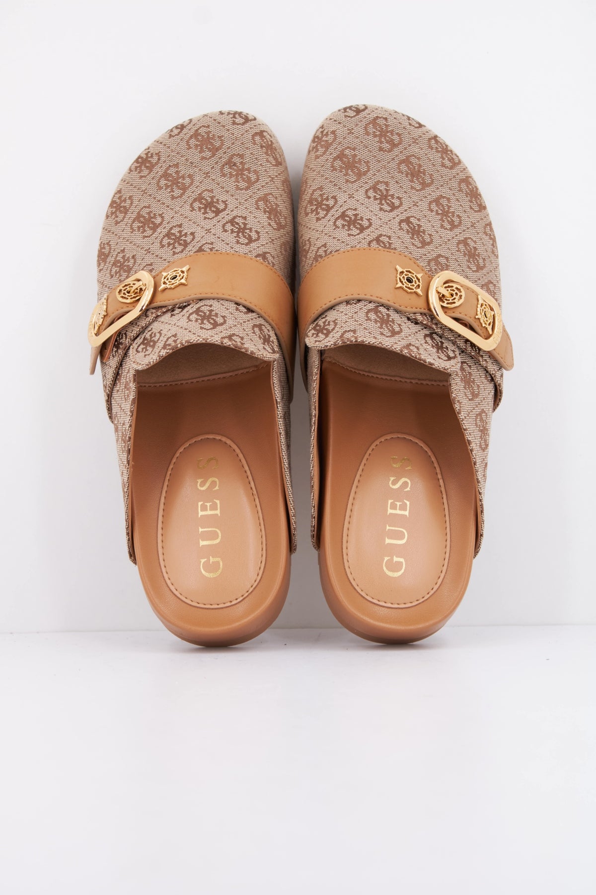 GUESS GALAVANTA en color MARRON (3)