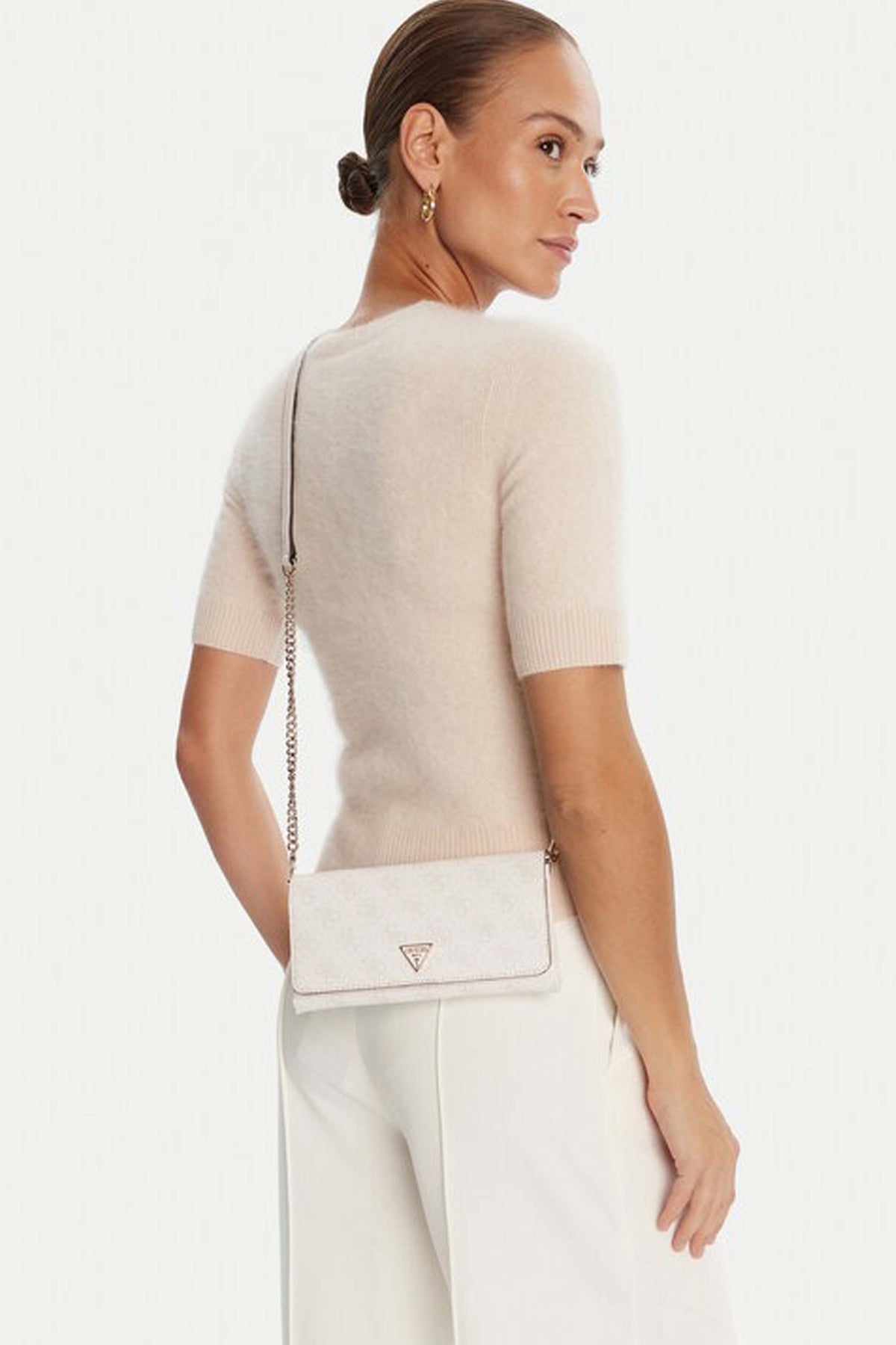 GUESS HWBG en color BLANCO (1)