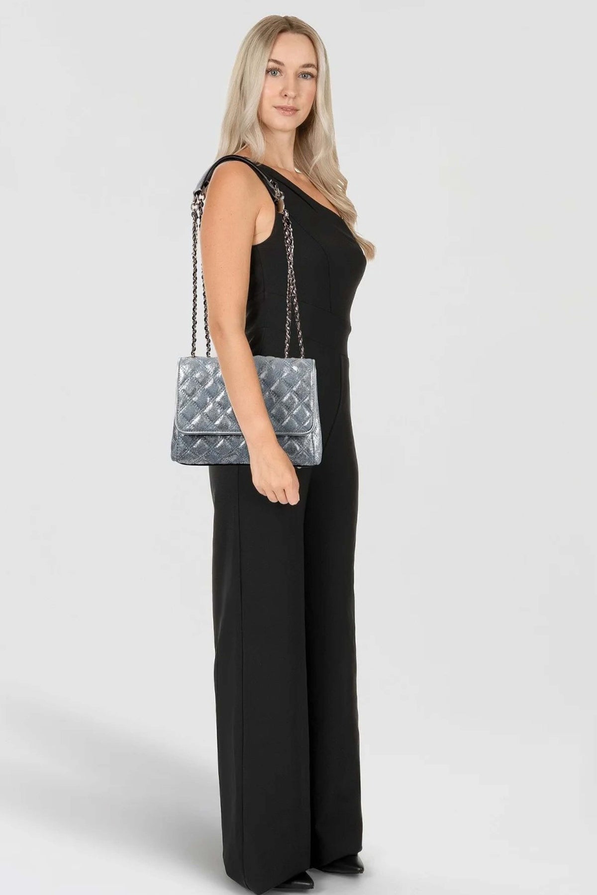 GUESS HWDG en color AZUL (1)