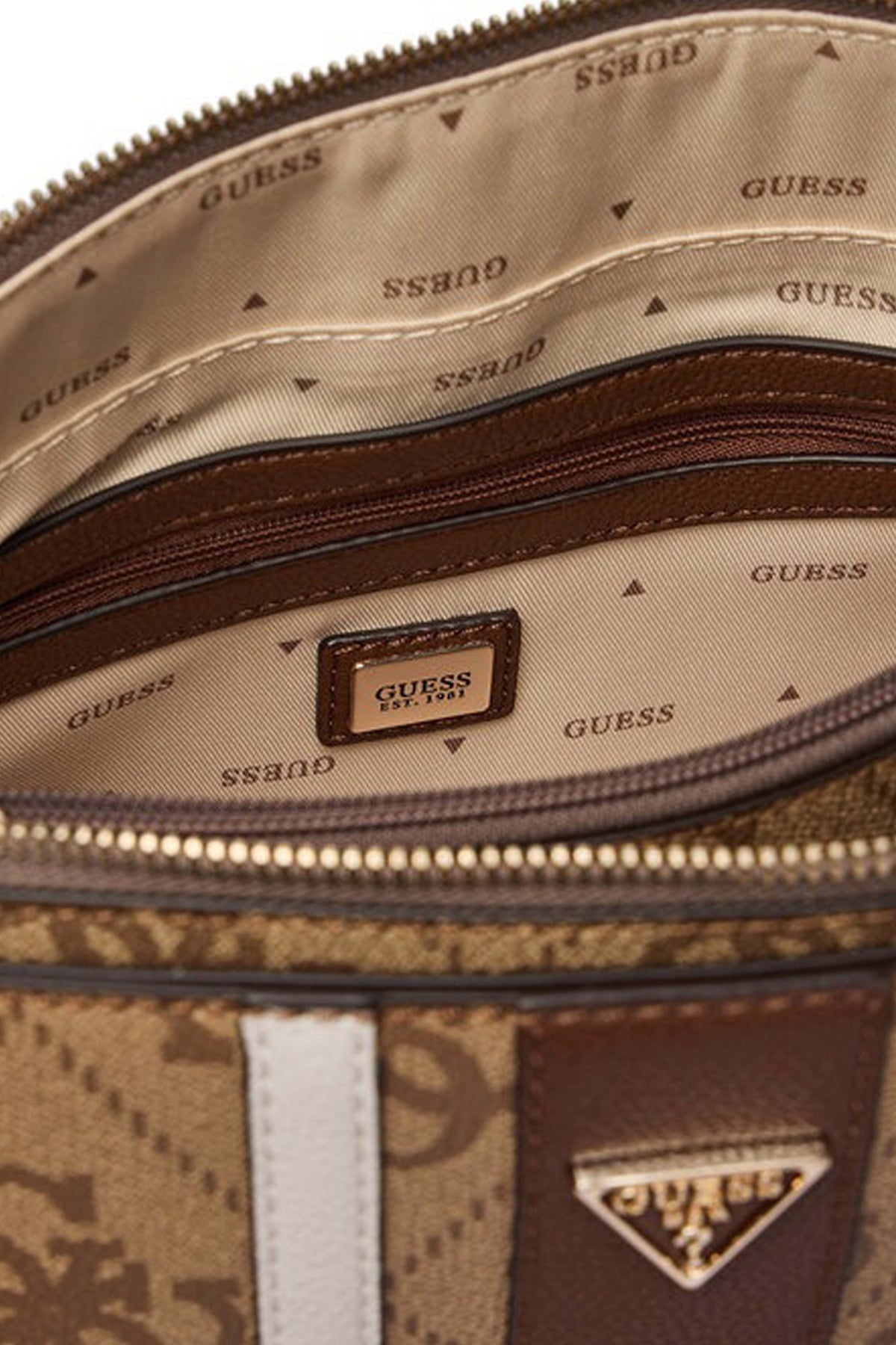 GUESS NOELLE II LUXURY SATCH en color MARRON (4)