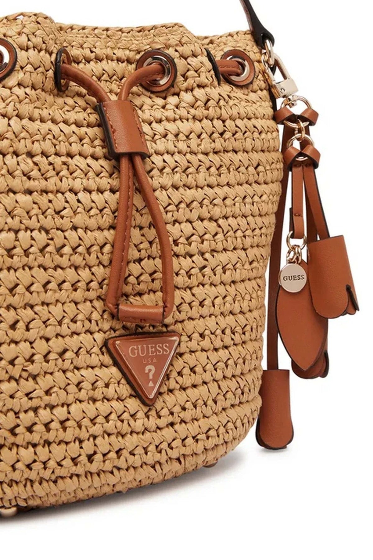 GUESS HWWG en color MARRON CLARO (3)